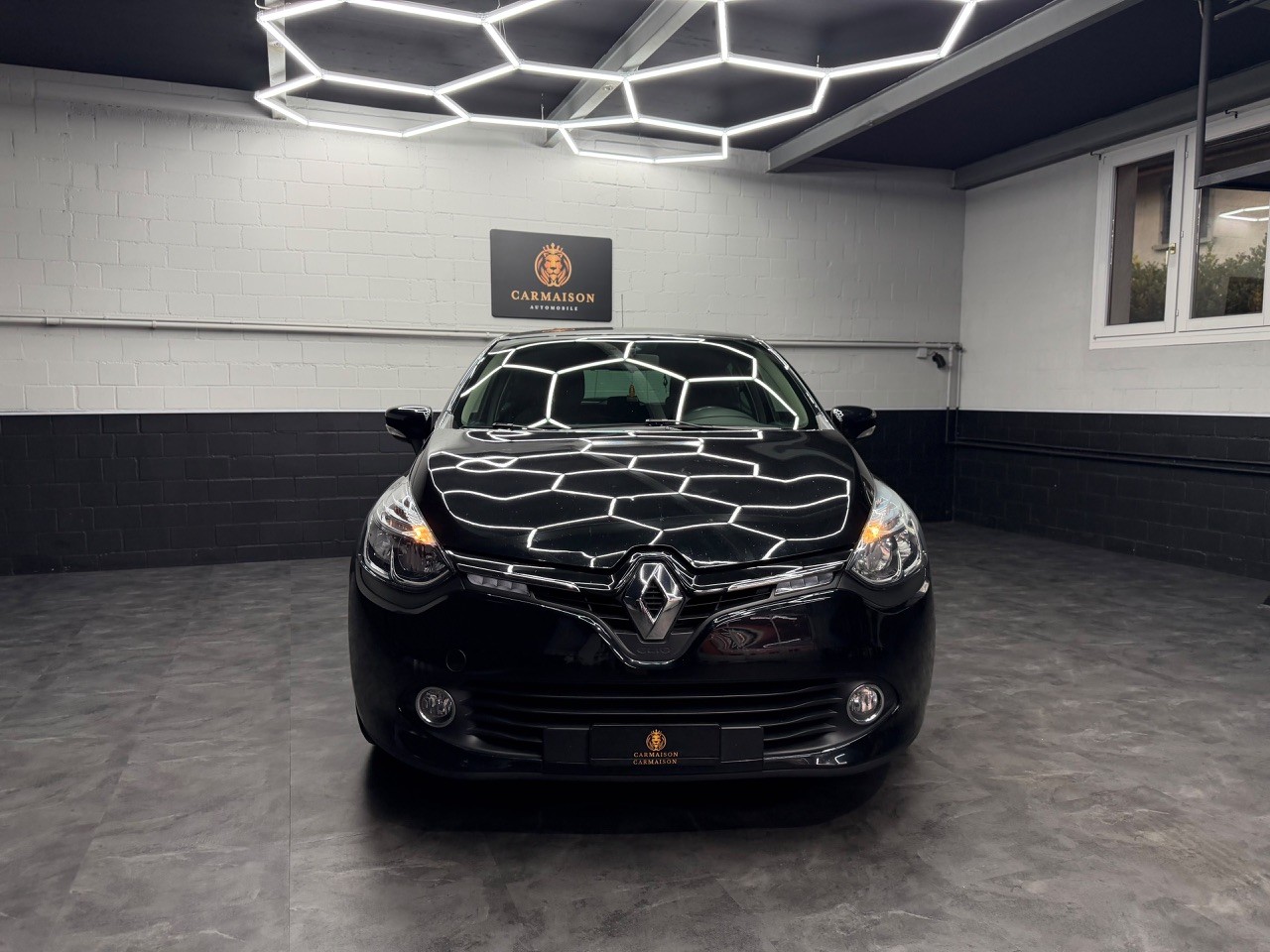 RENAULT Clio 1.2 16V | CH-Auto | Automat | Tempomat | Limited Edition-showroom-element-1