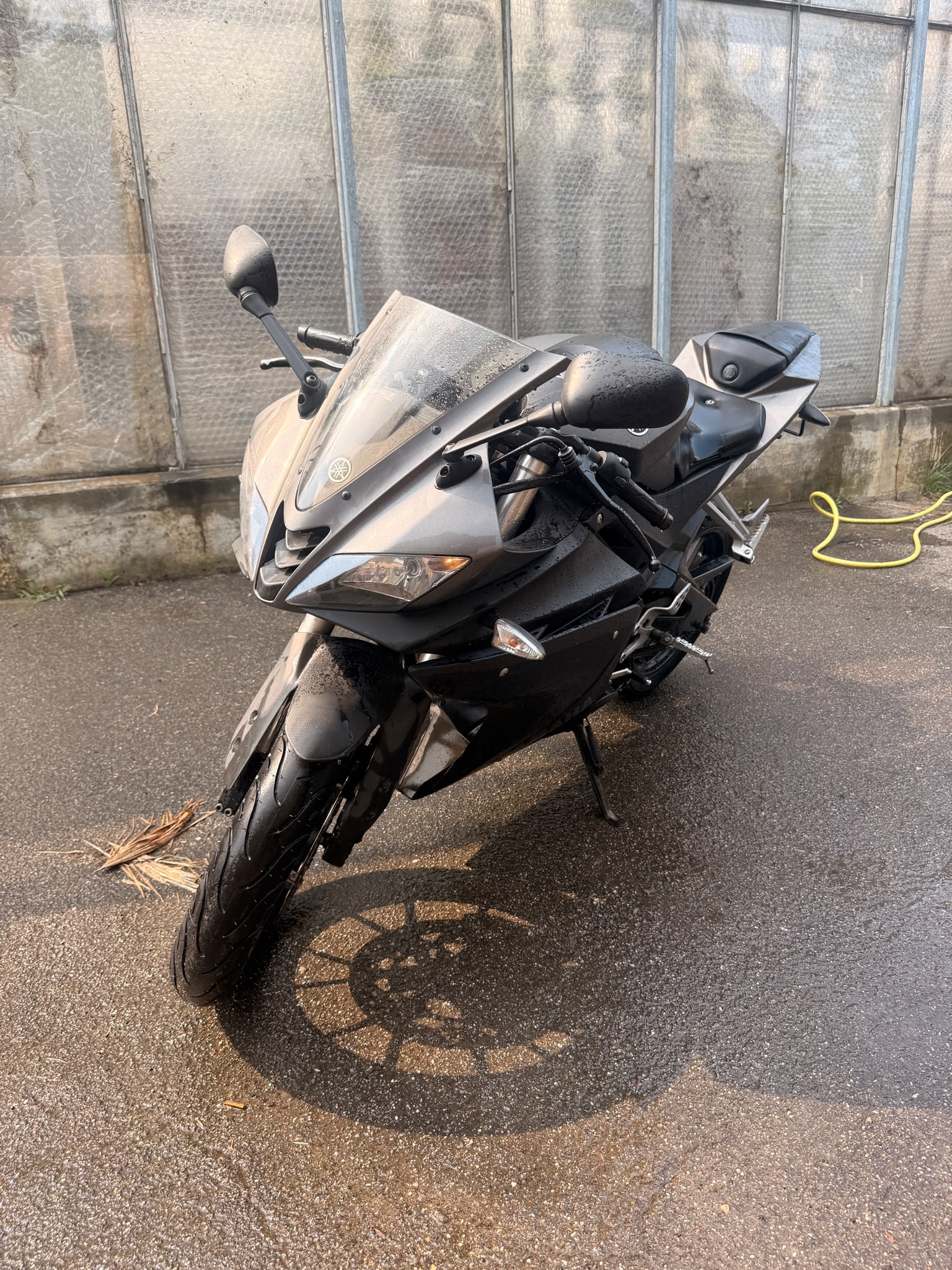 YAMAHA YZF-R 125 ABS-image-0