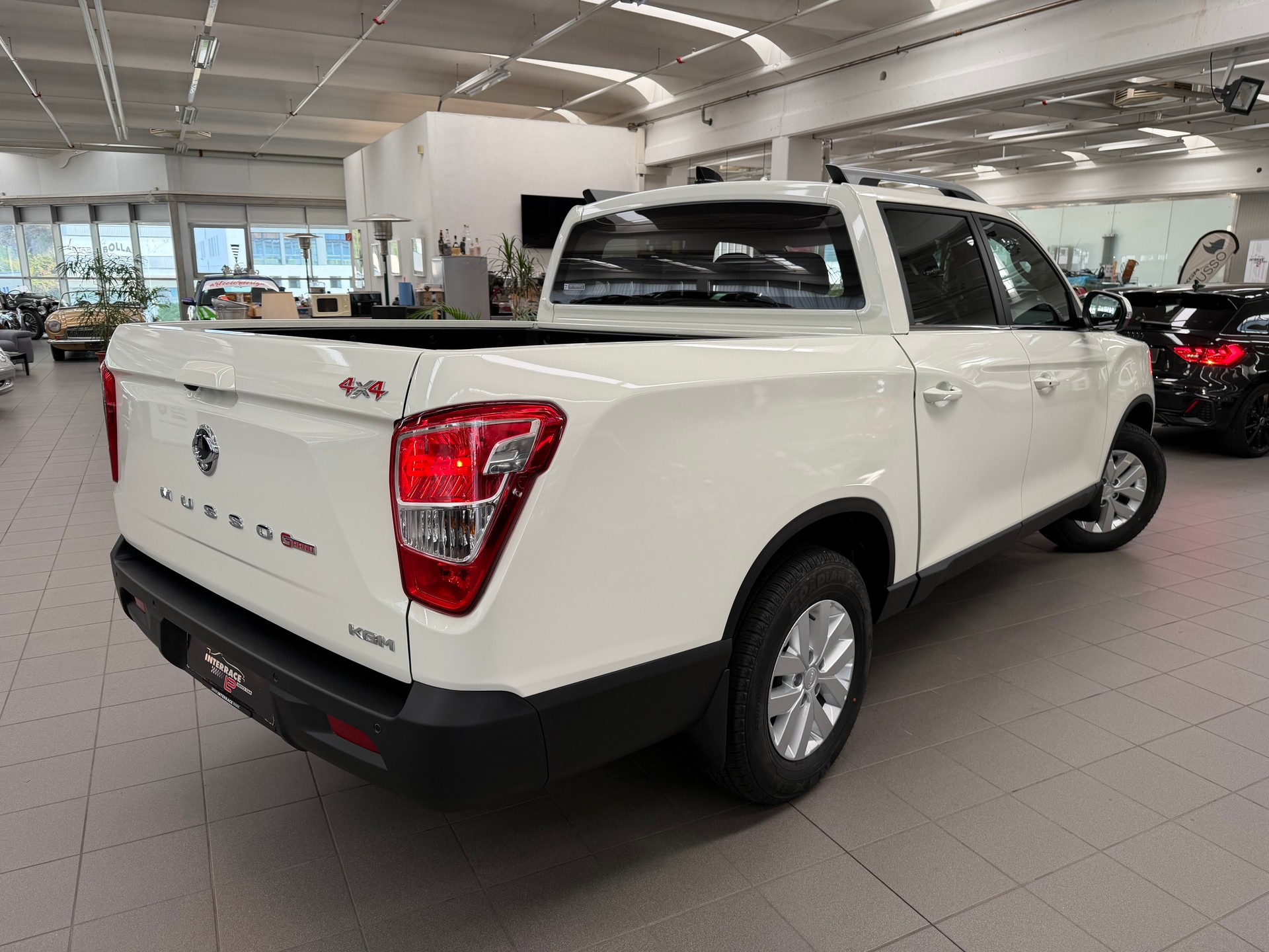 KGM-SsangYong Grand Musso 2.2 Platinum 4WD-image-2