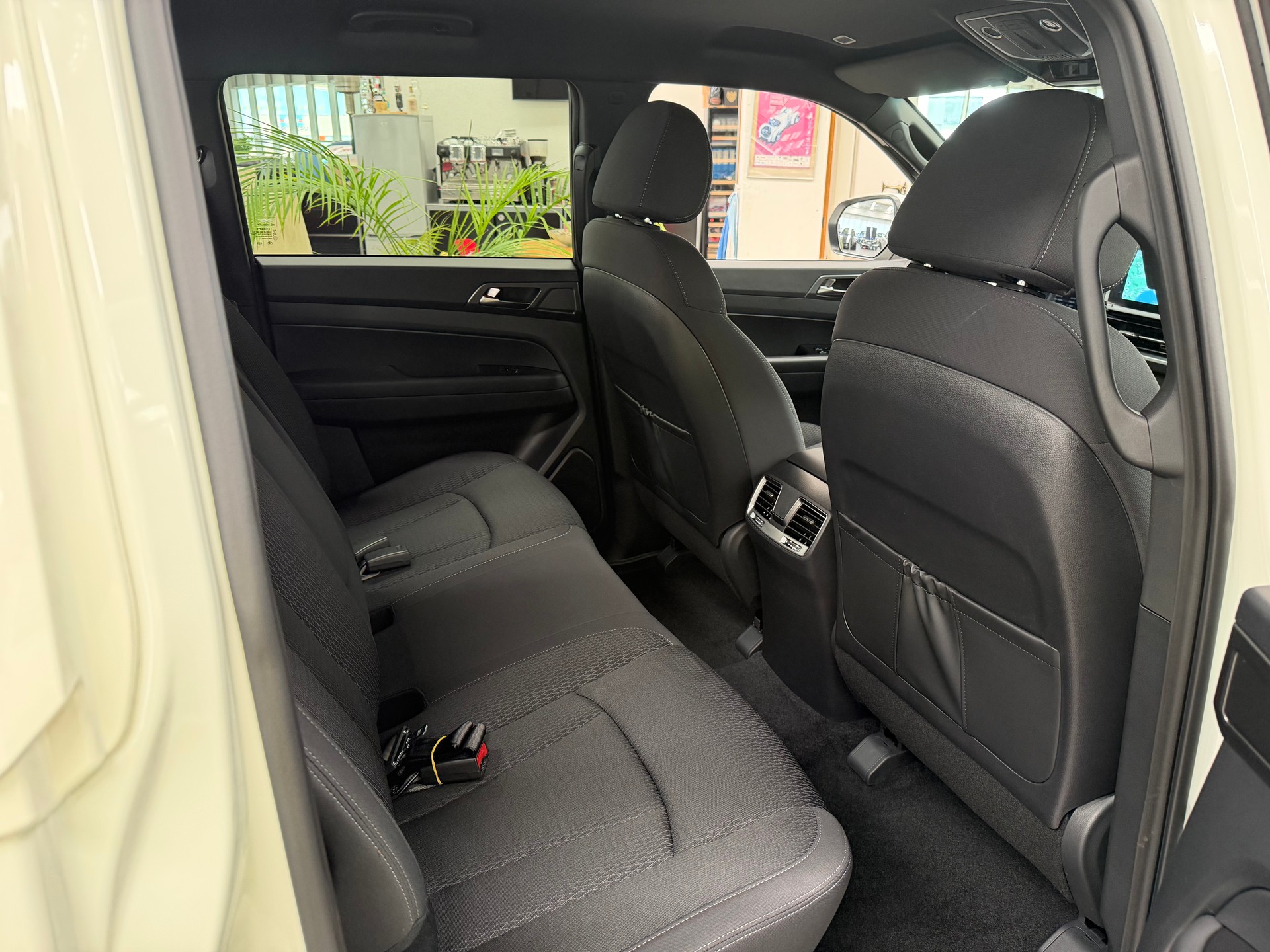 KGM-SsangYong Grand Musso 2.2 Platinum 4WD-image-6