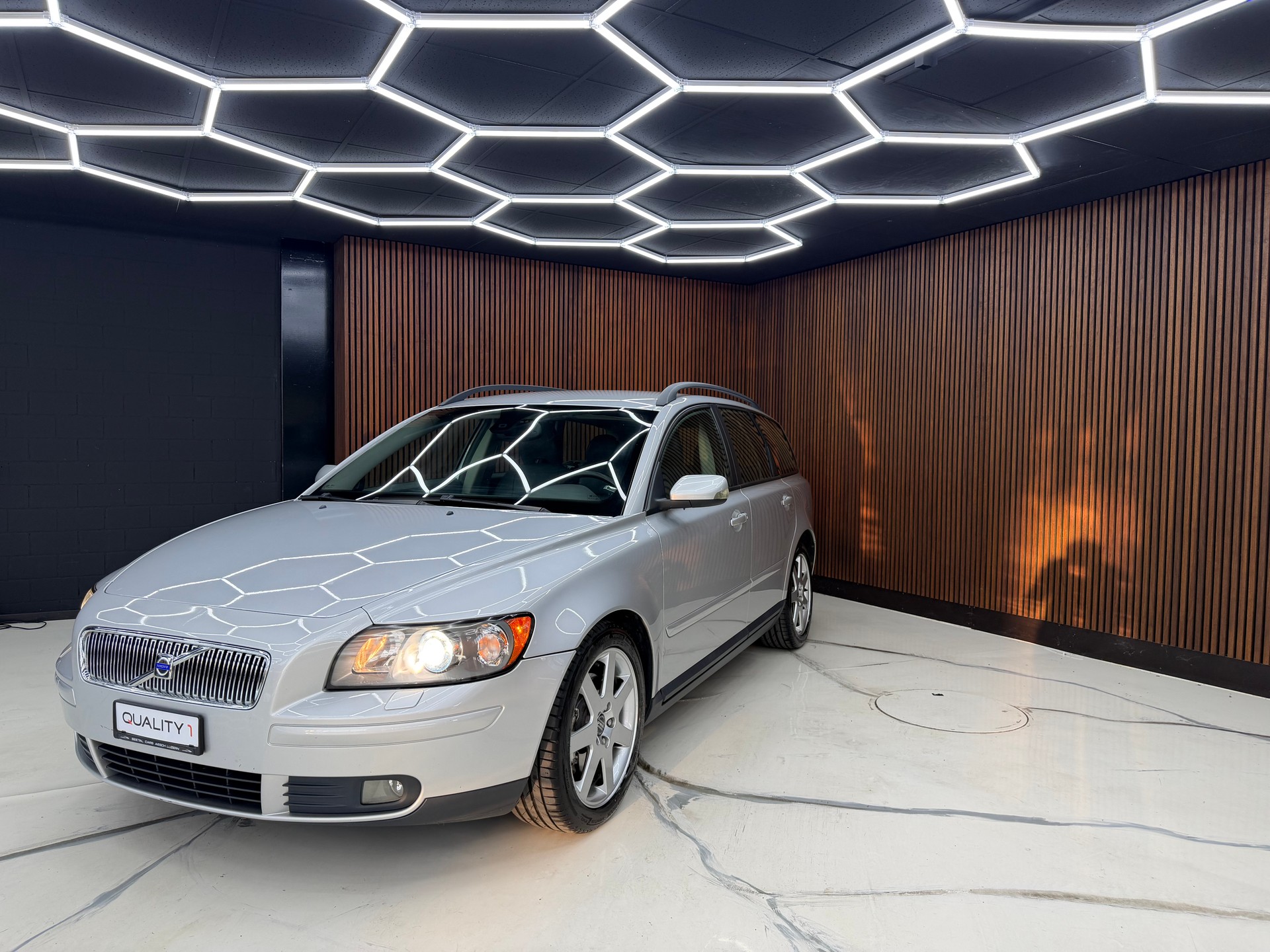 VOLVO V50 2.4I Momentum