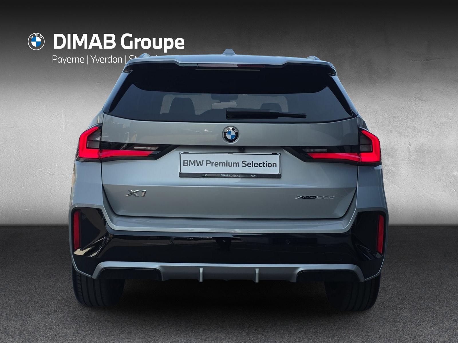 BMW X1 20d xDrive paddles-showroom-element-3