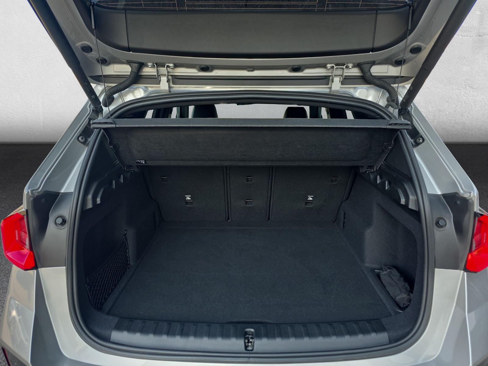 BMW X1 20d xDrive paddles-image-10