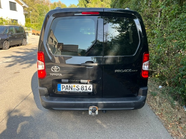 TOYOTA Proace City Verso 1.2 Combi Medium-image-4