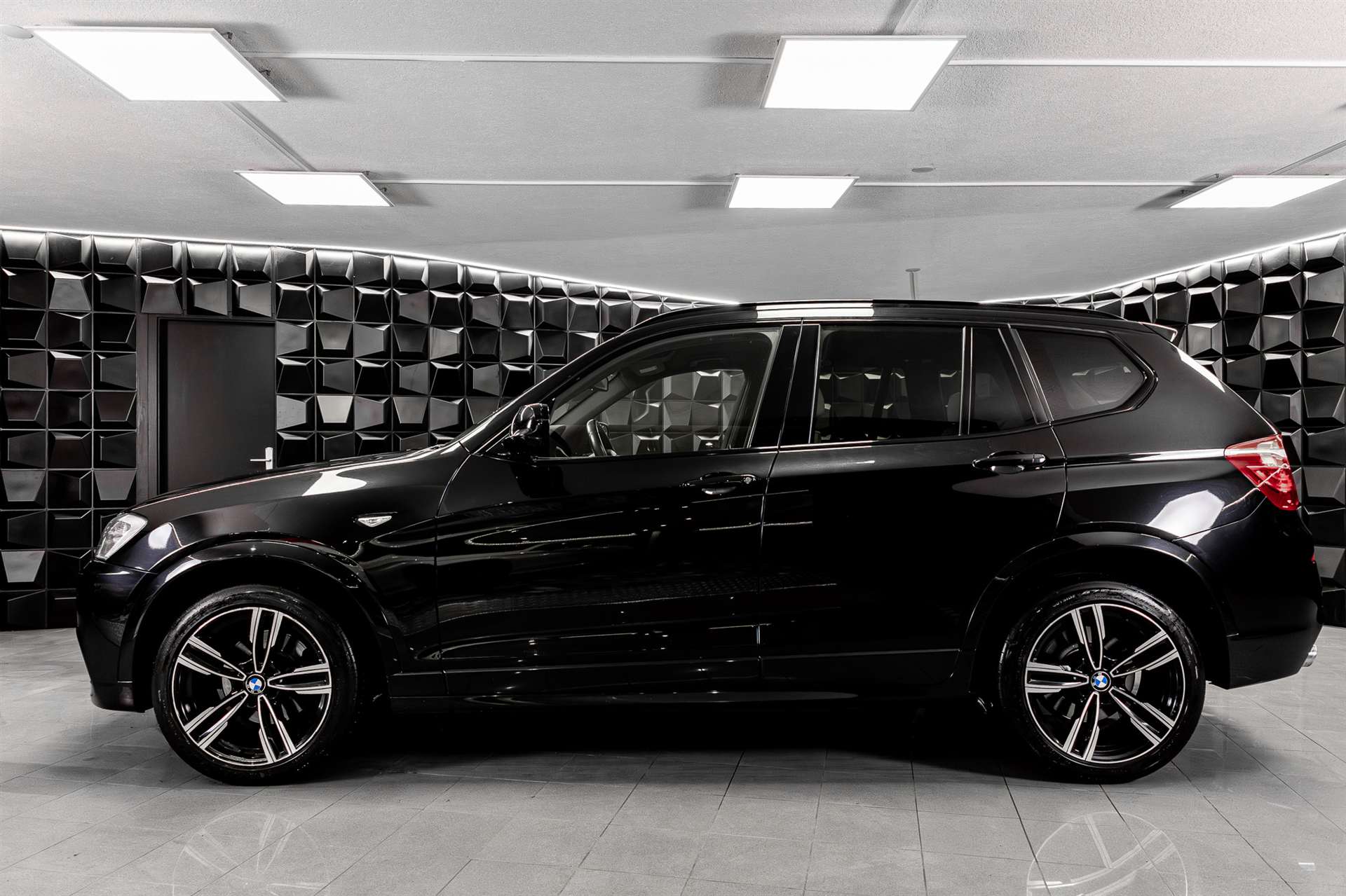 BMW X3 xDrive 35d Steptronic-showroom-element-1