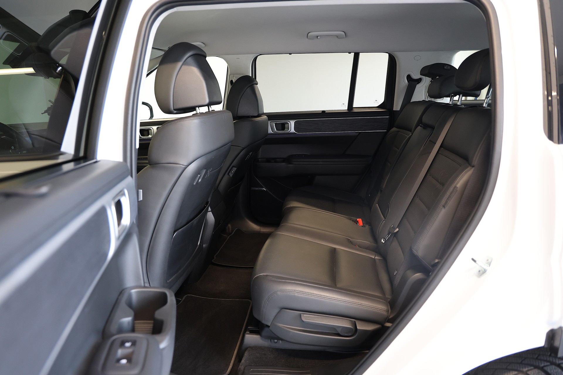 HYUNDAI Santa Fe 1.6 T-GDi HEV Vertex-image-15