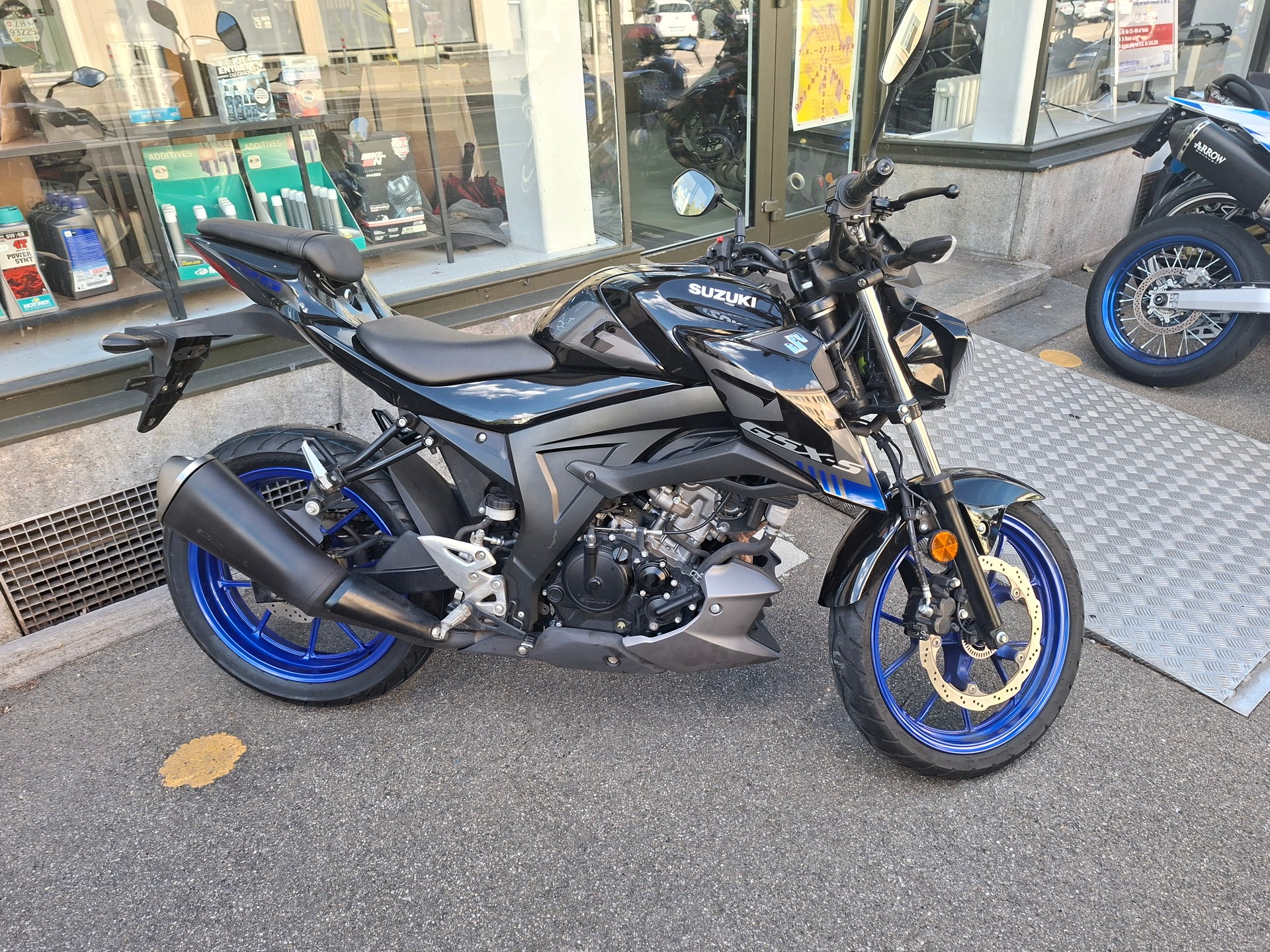SUZUKI GSX-S 125