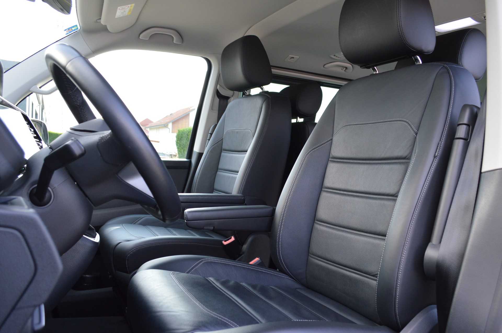 VW T6.1 Multivan 2.0 Bi-TDI Highline 4Motion DSG-image-14