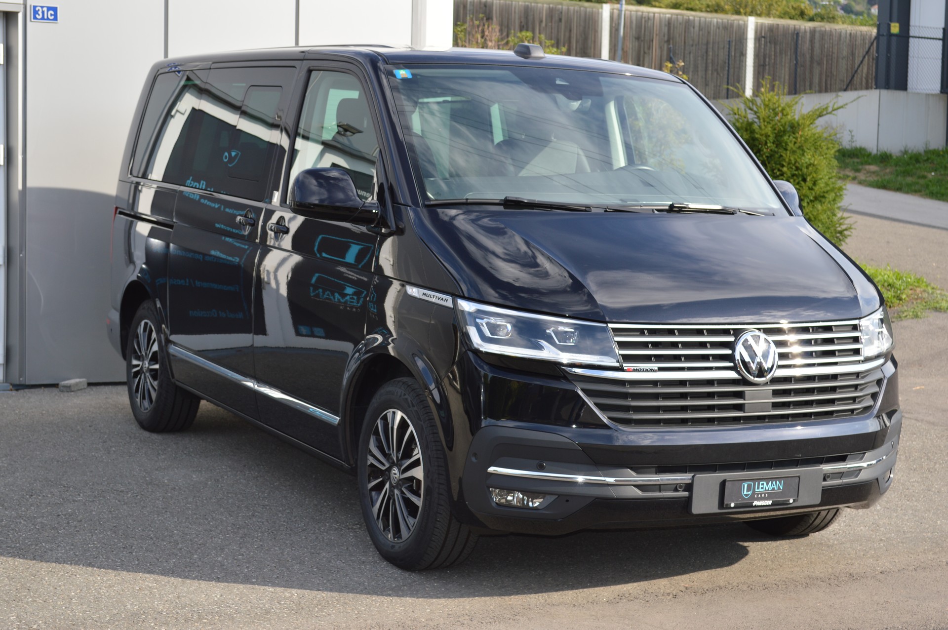 VW T6.1 Multivan 2.0 Bi-TDI Highline 4Motion DSG-showroom-element-2