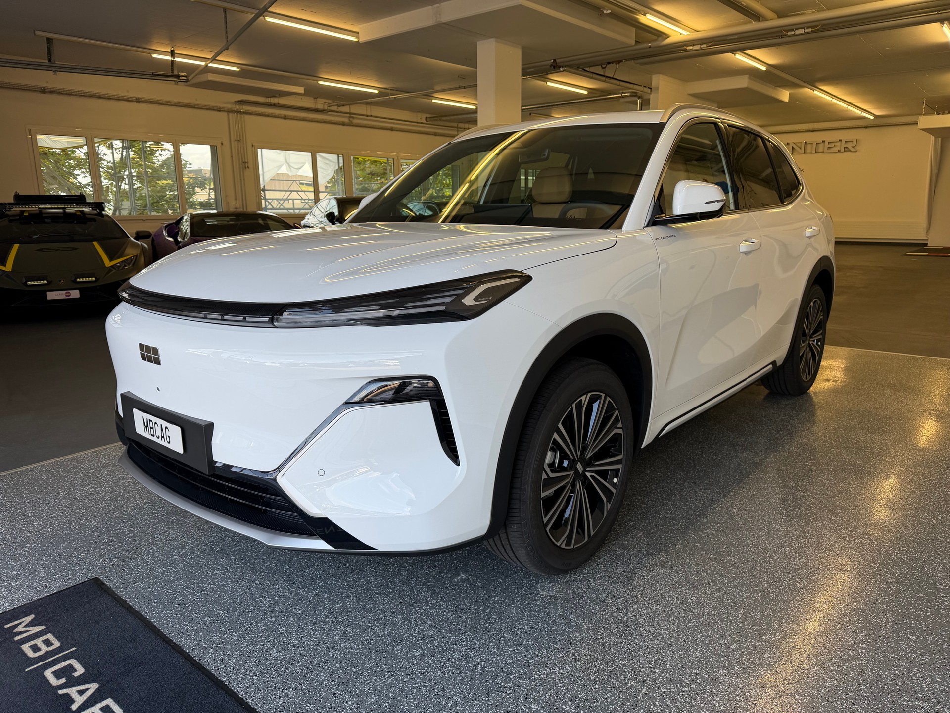 GEELY Starray EM-i Max+ Plug in Hybrid mit grossem 29.8kw Akku / alle Optionen / 8 Jahre 200'000km Werksgarantie-image-3