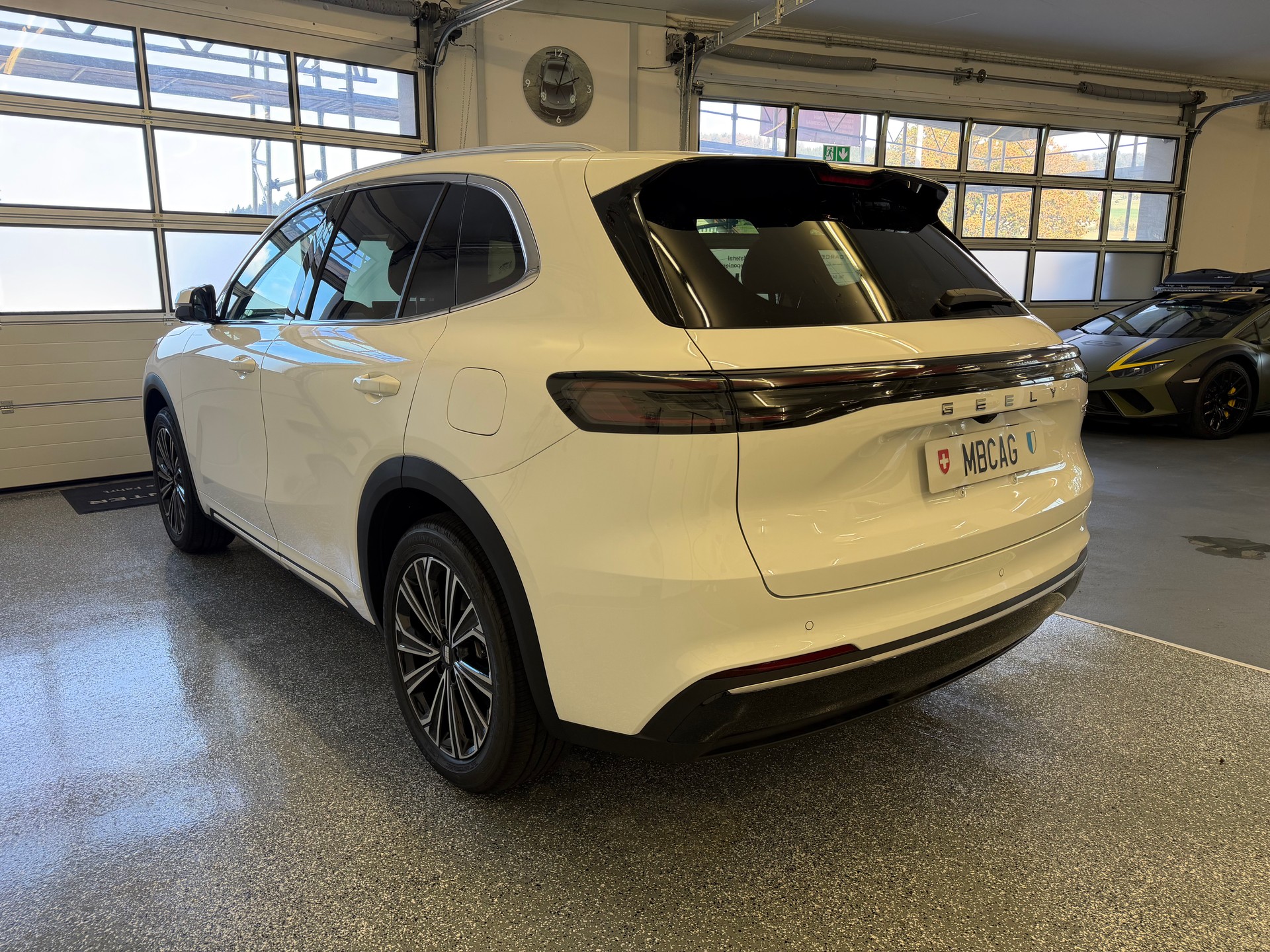 GEELY Starray EM-i Max+ Plug in Hybrid mit grossem 29.8kw Akku / alle Optionen / 8 Jahre 200'000km Werksgarantie-image-5
