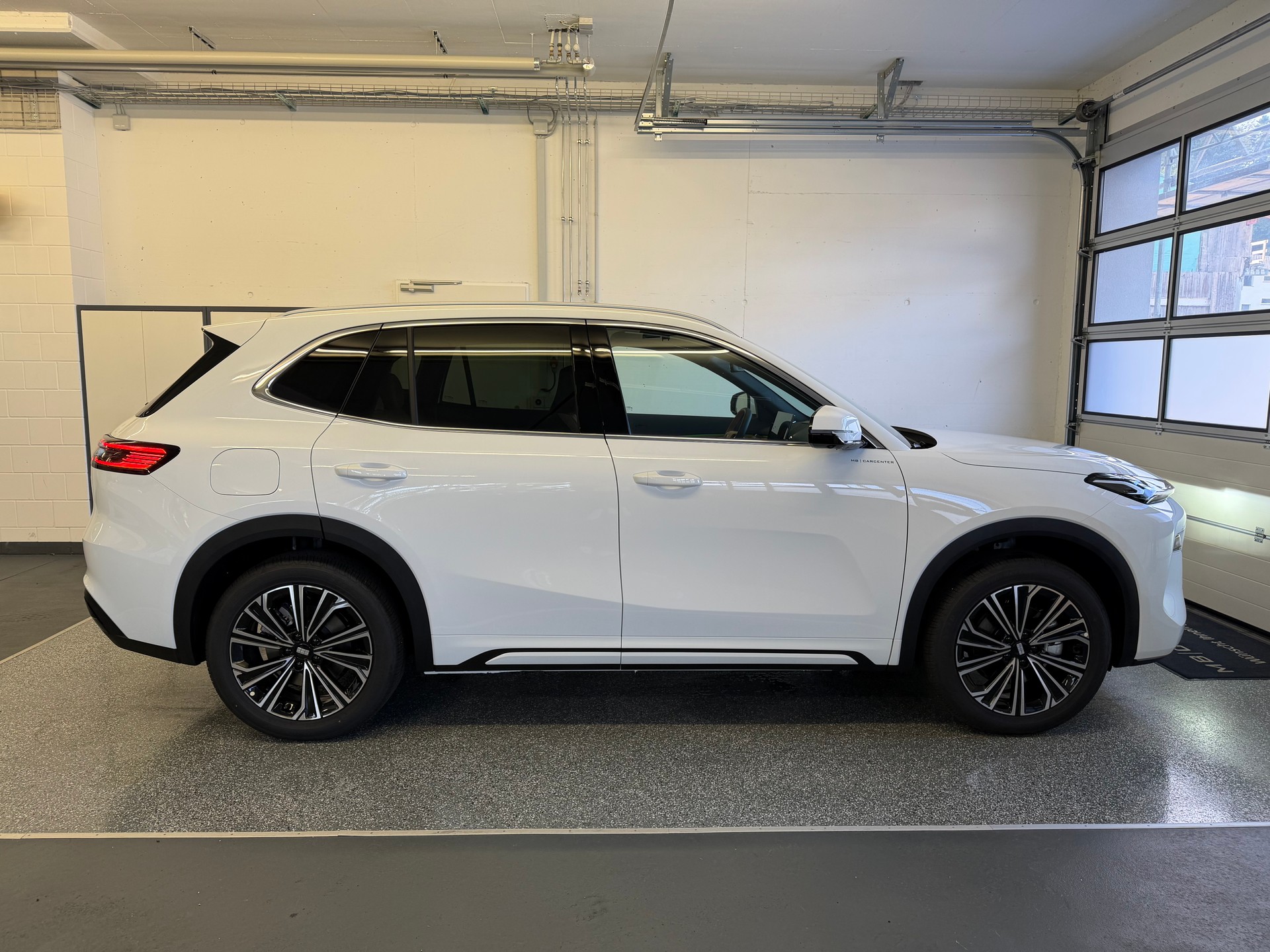 GEELY Starray EM-i Max+ Plug in Hybrid mit grossem 29.8kw Akku / alle Optionen / 8 Jahre 200'000km Werksgarantie-image-10