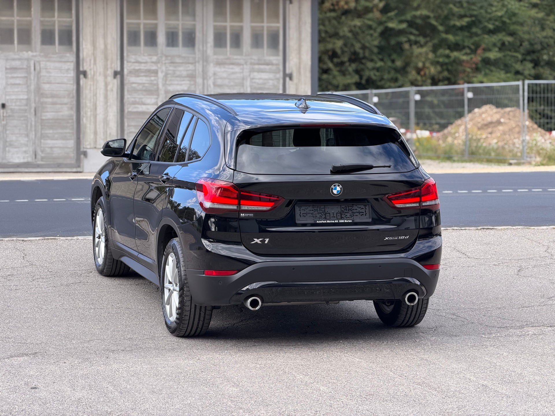 BMW X1 xDrive 18d Essential Edition Steptronic-image-6