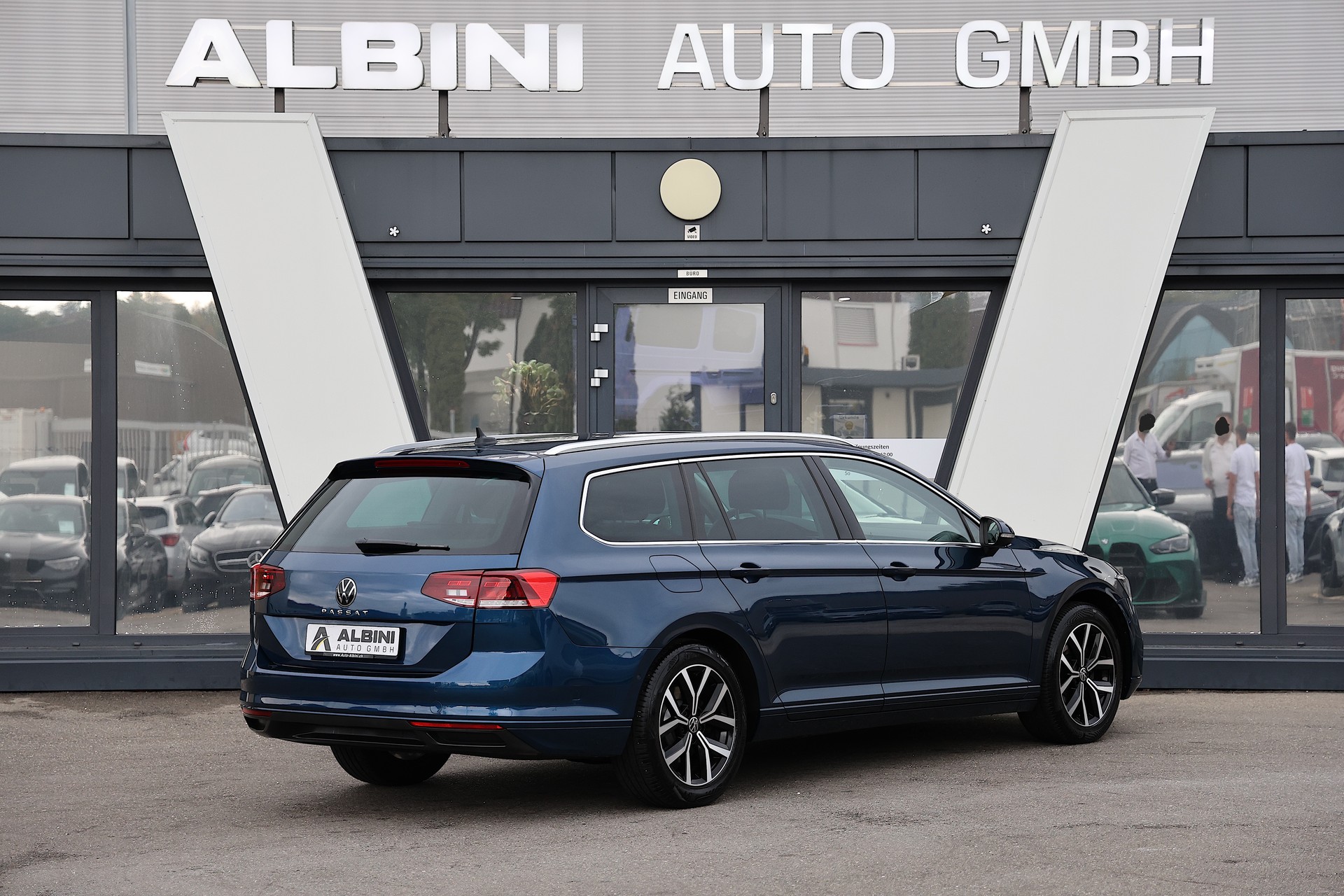 VW Passat Variant 2.0 TDI 150 Business DSG-showroom-element-2