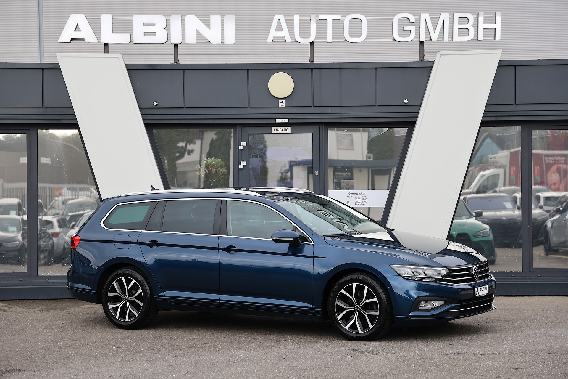VW Passat Variant 2.0 TDI 150 Business DSG-showroom-element-1