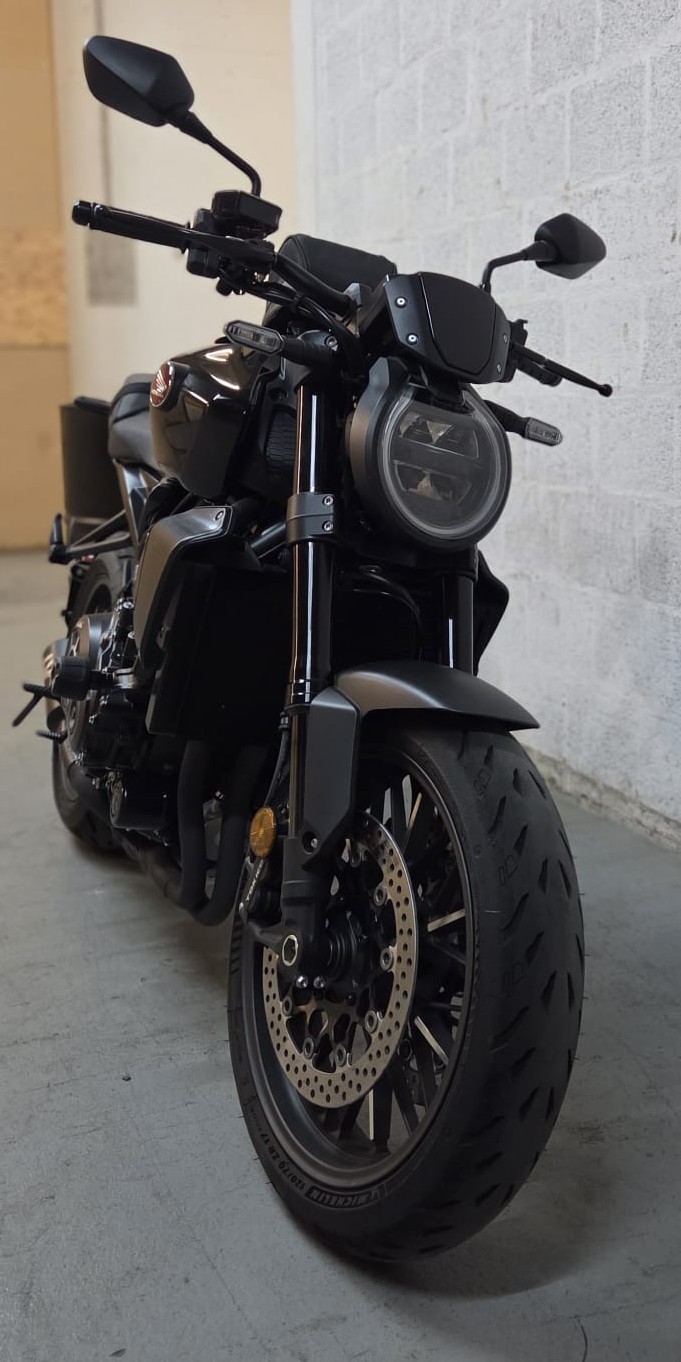 HONDA CB 1000 R Black Edition-image-1