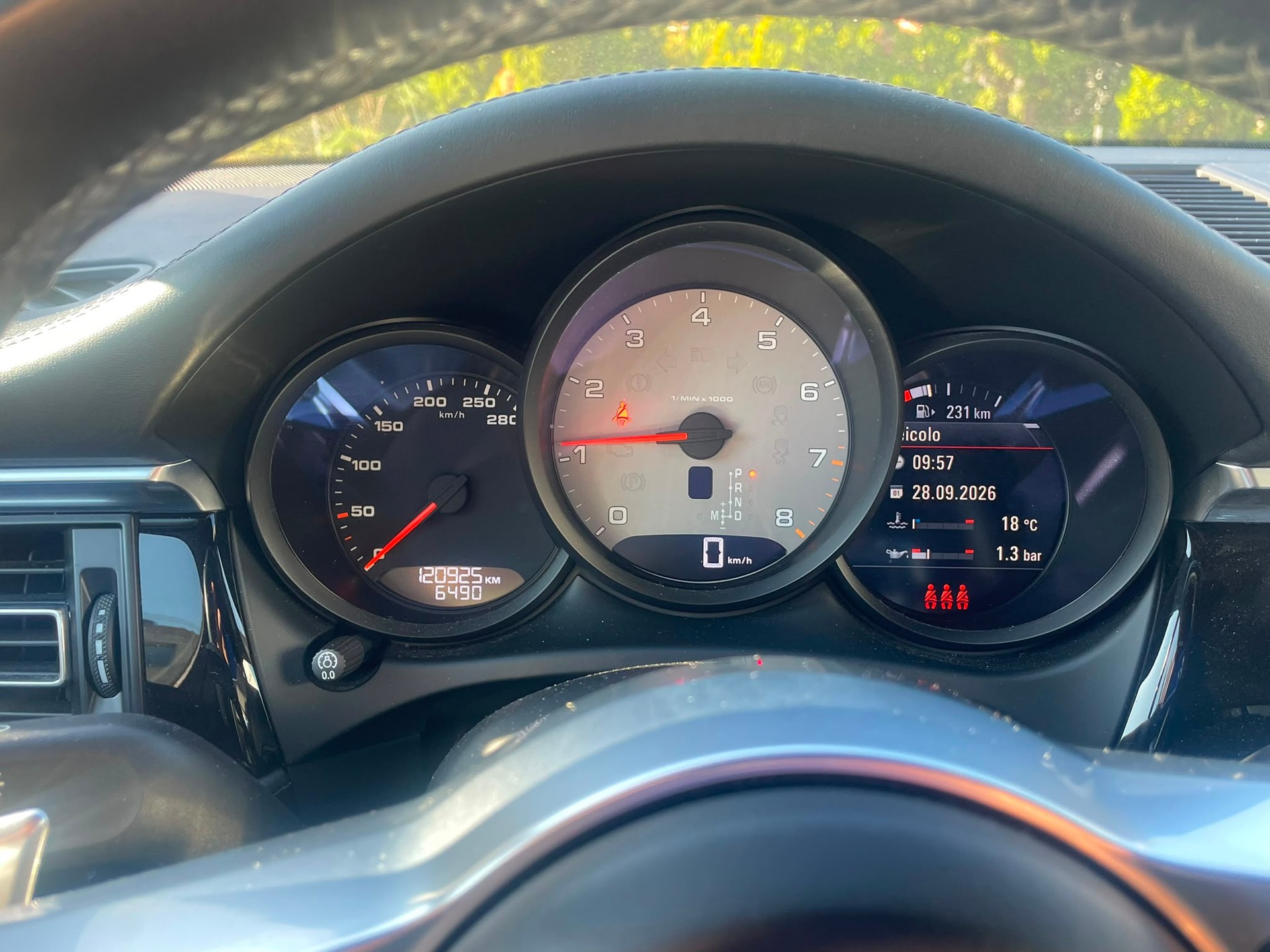 PORSCHE Macan S PDK-image-5