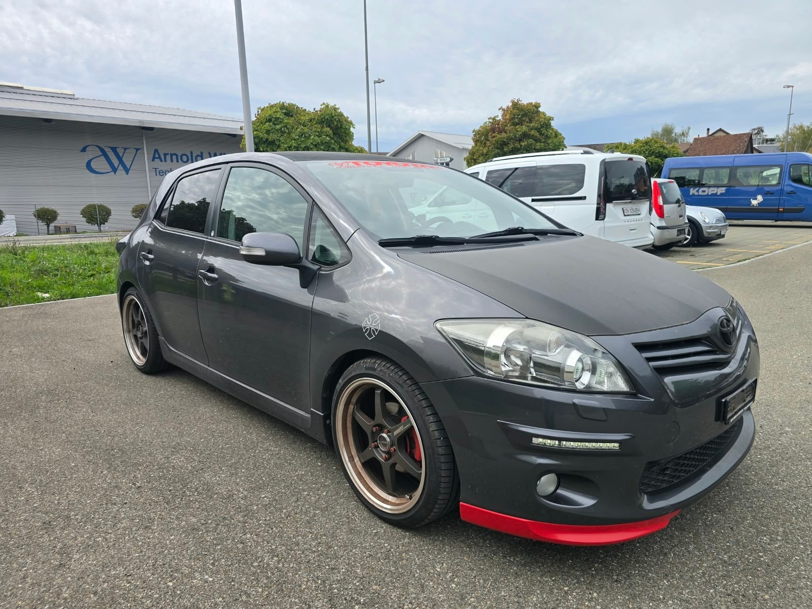 TOYOTA Limousine 245 ps