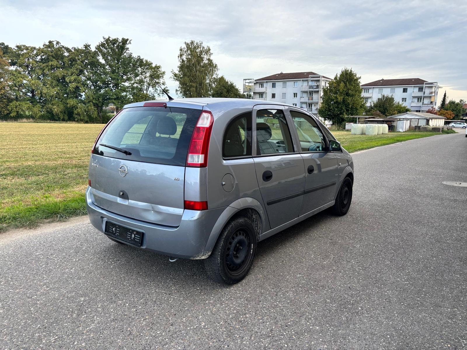 OPEL Meriva 1.6i 16V Linea Fresca-image-2