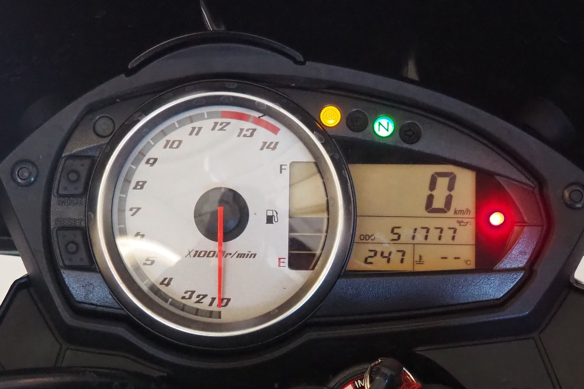 KAWASAKI Z 750 ABS-image-6