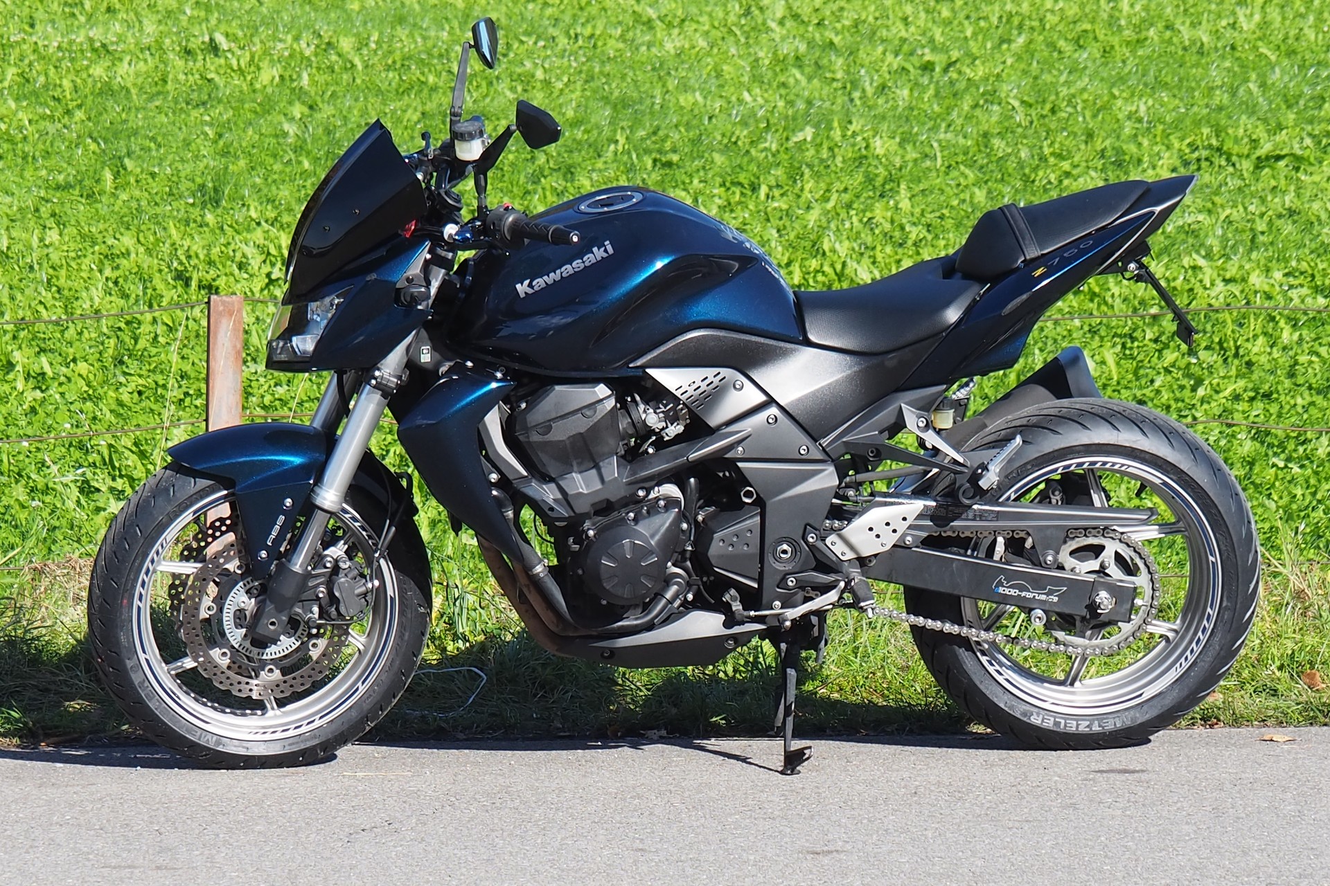 KAWASAKI Z 750 ABS-image-1