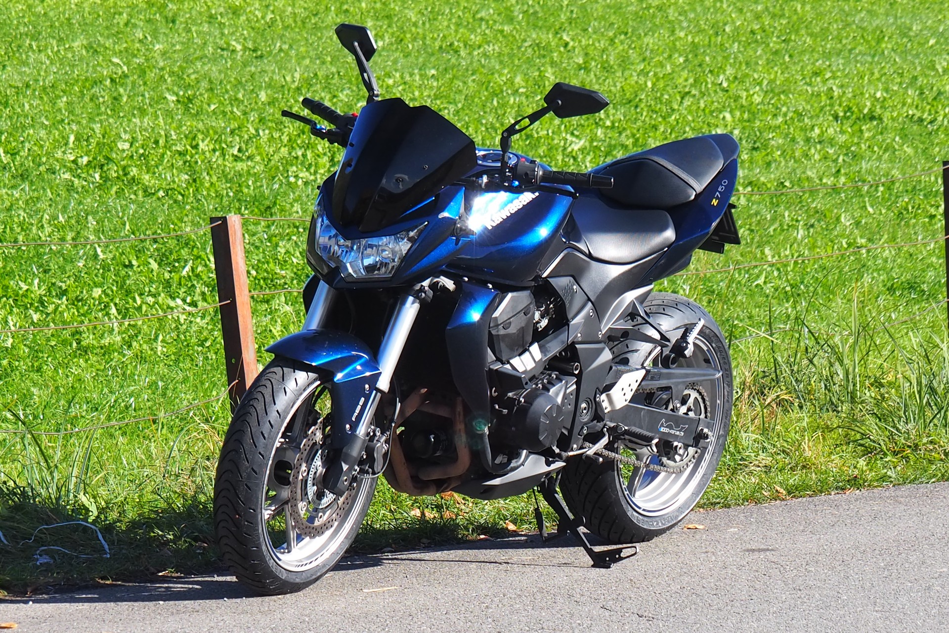 KAWASAKI Z 750 ABS-image-3