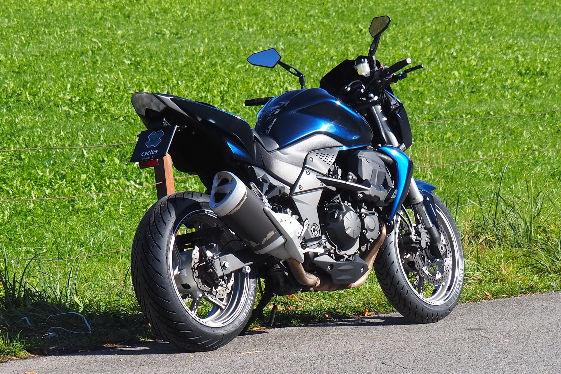 KAWASAKI Z 750 ABS-image-4