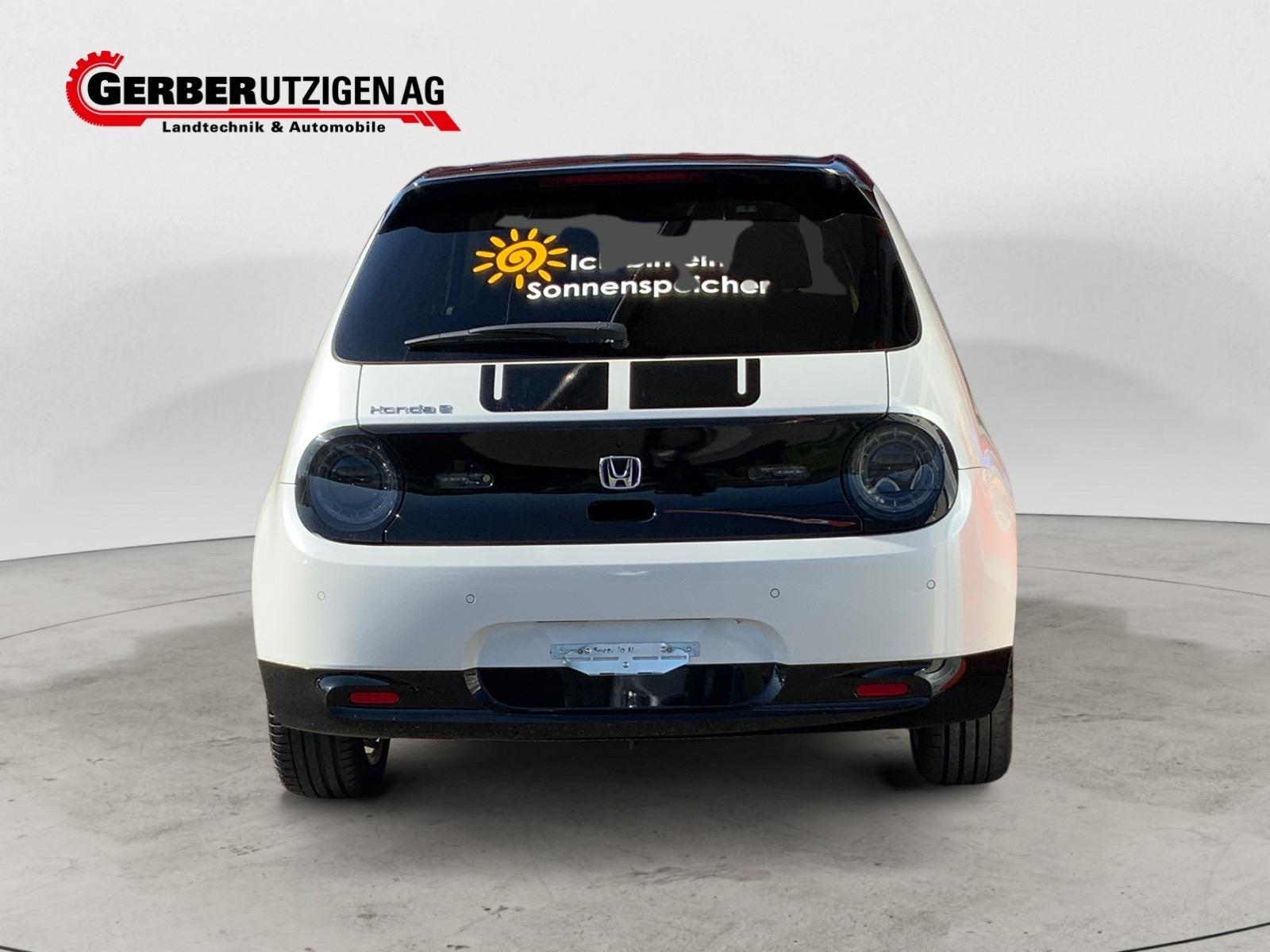 HONDA e electric Advance-showroom-element-3