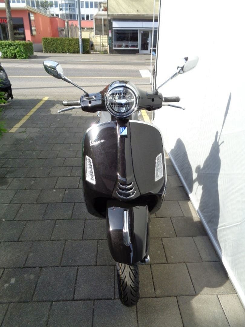 PIAGGIO VESPA GTS 300 RST-image-2