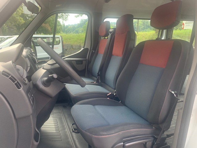 RENAULT T35 dCi 125 L2H2, 9 Pl. / 5 RS oder Camper, frisch ab MFK-image-7