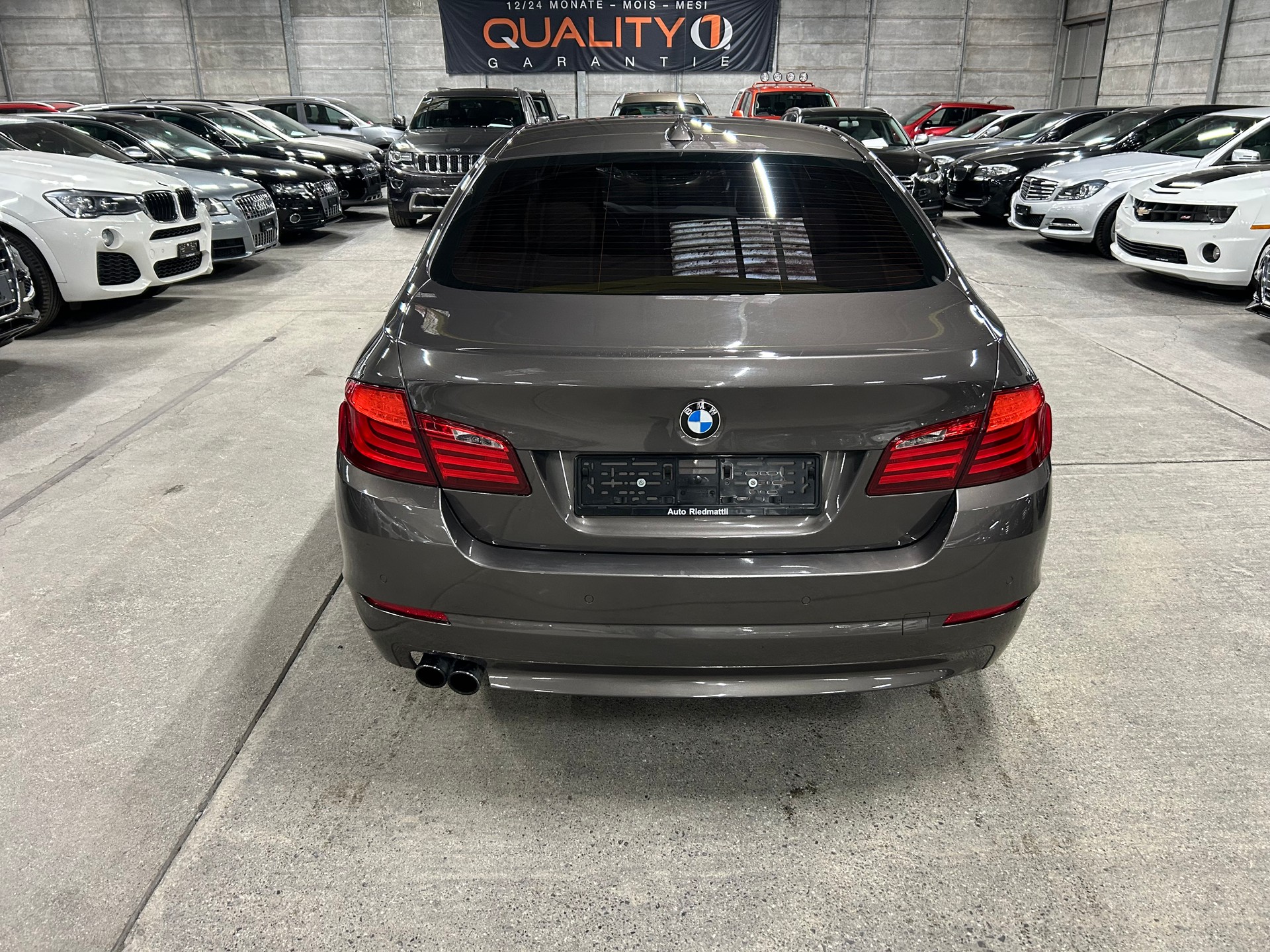 BMW 528i xDrive Steptronic-image-5