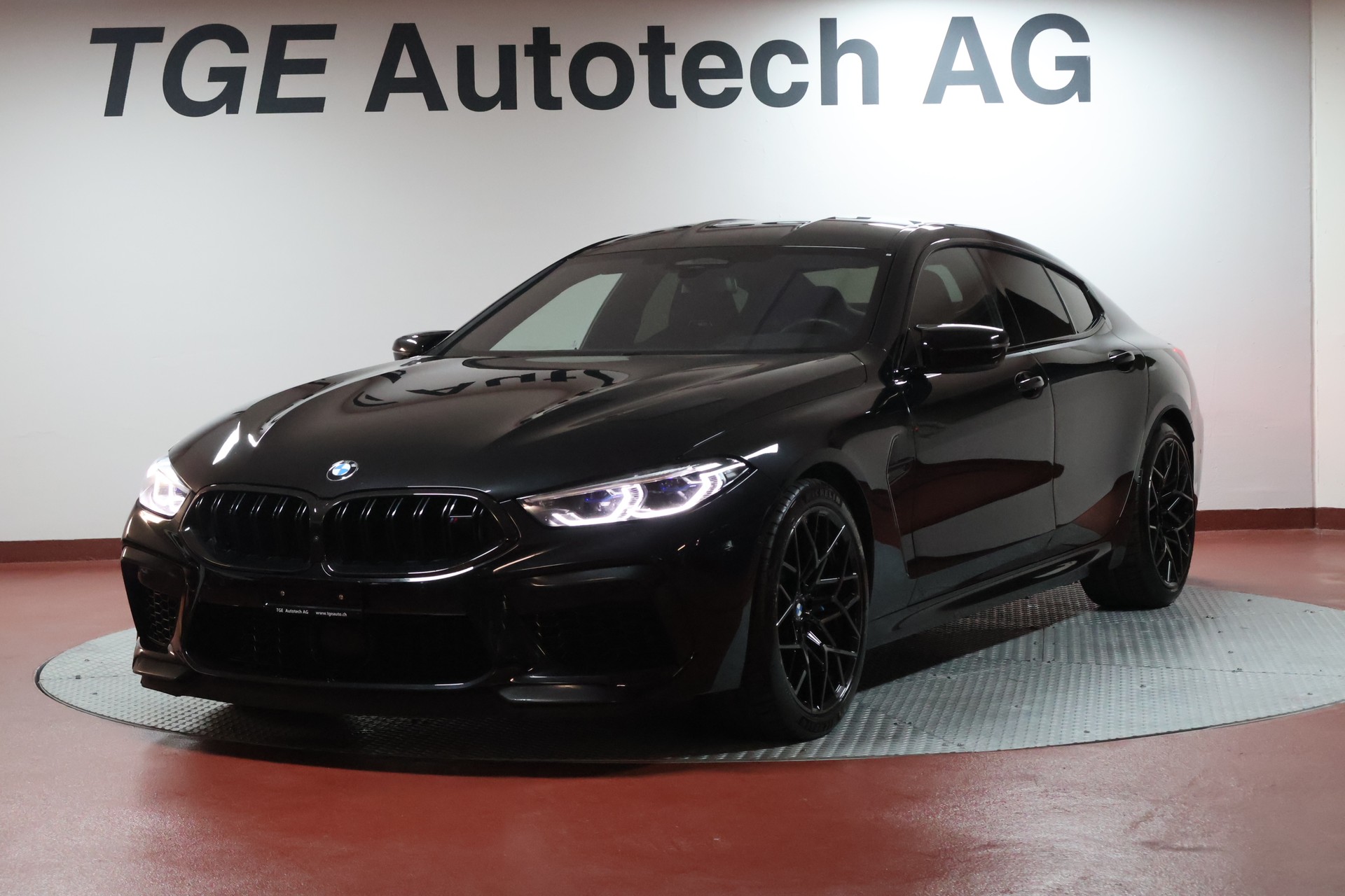 BMW M8 xDrive M Competition Steptronic