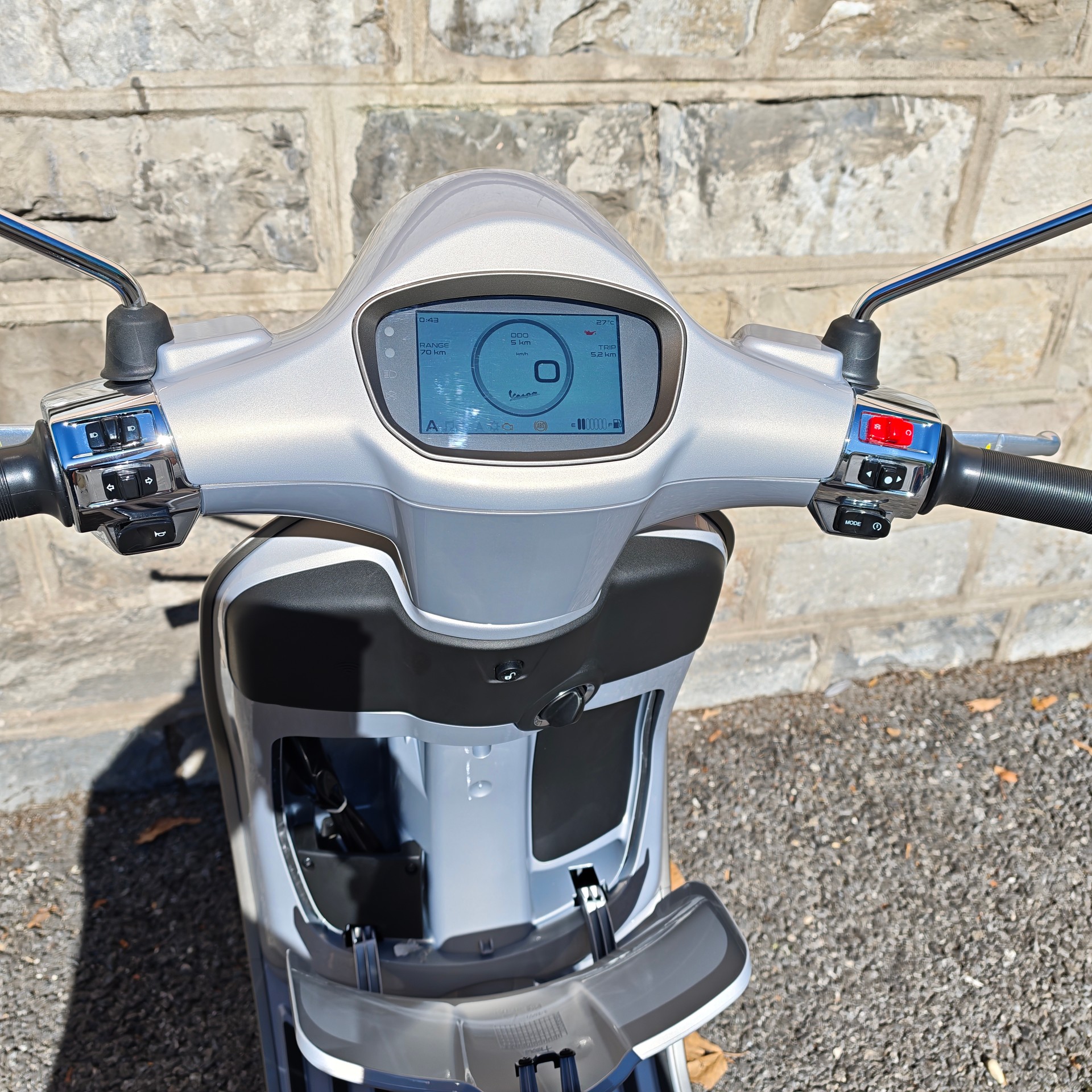 PIAGGIO Vespa 125 Primavera Tech Euro 5+-image-4