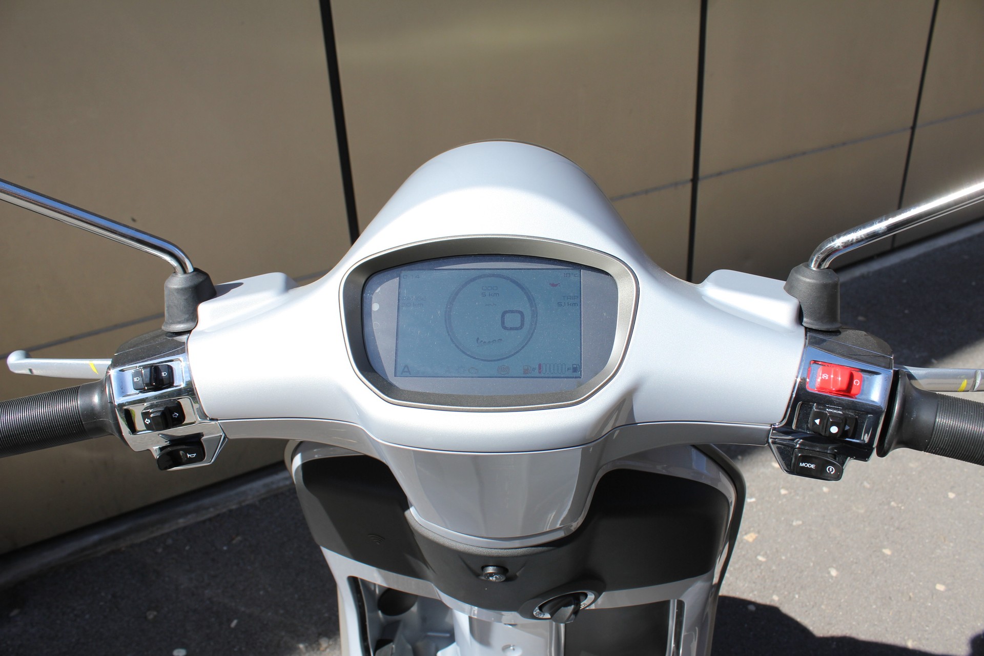 PIAGGIO Vespa 125 Primavera Tech Euro 5+-image-5