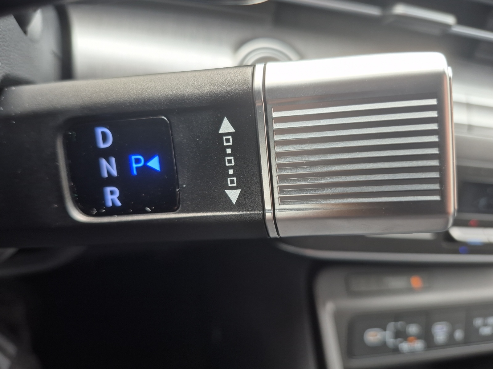 HYUNDAI Kona Electric Luxury Alcantara-image-14