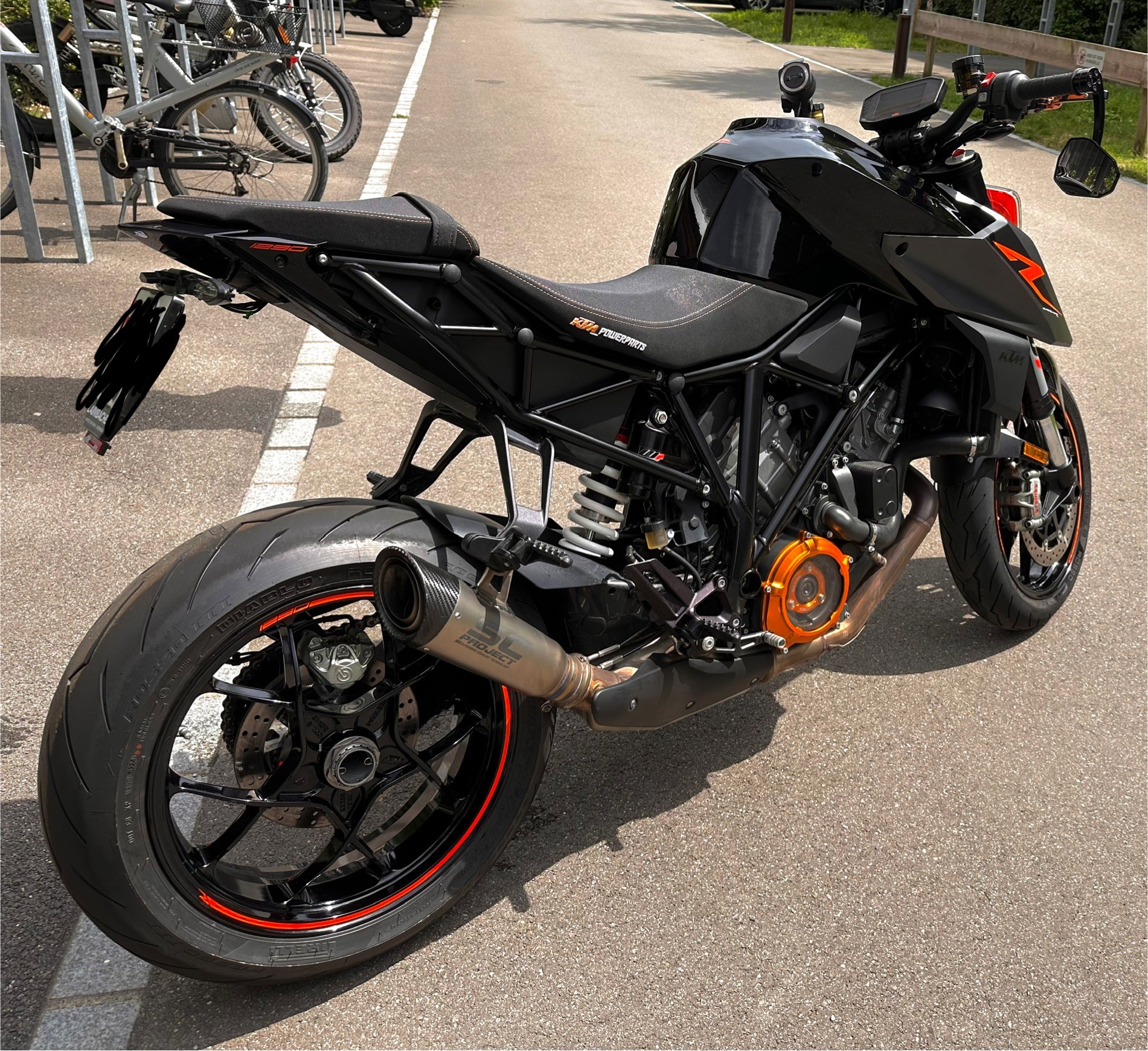 KTM 1290 Super Duke R-image-1