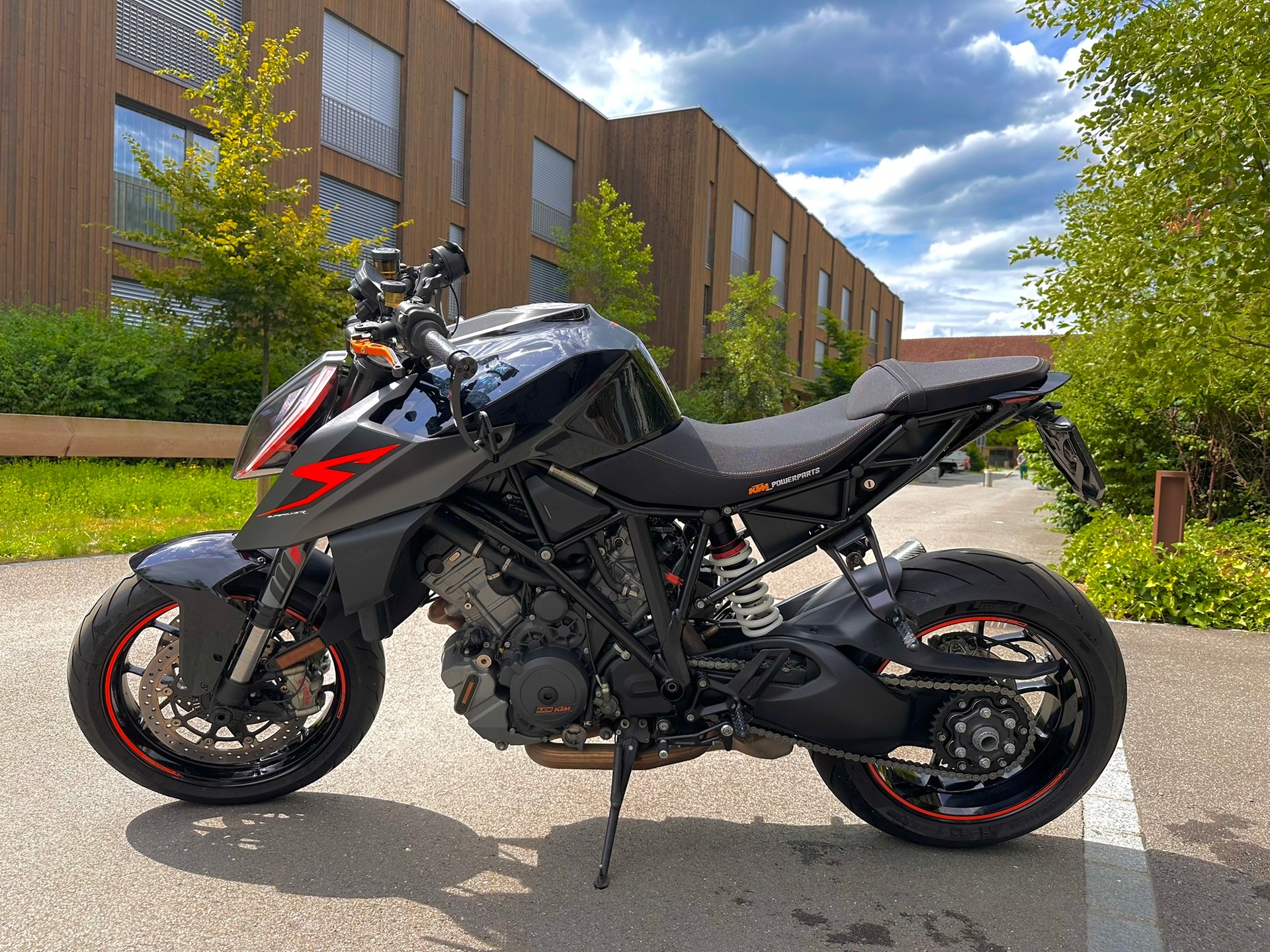 KTM 1290 Super Duke R-image-0