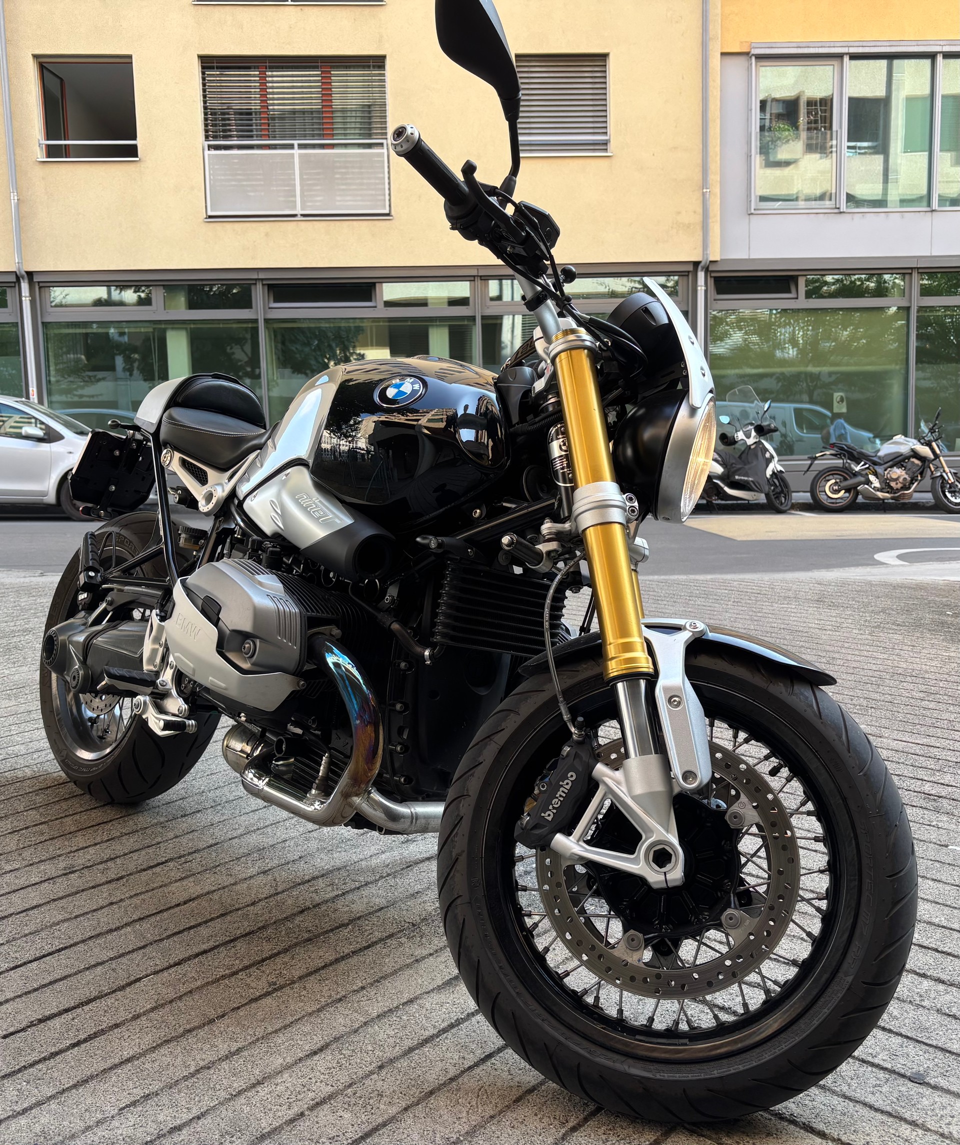 BMW R nineT ABS-image-1