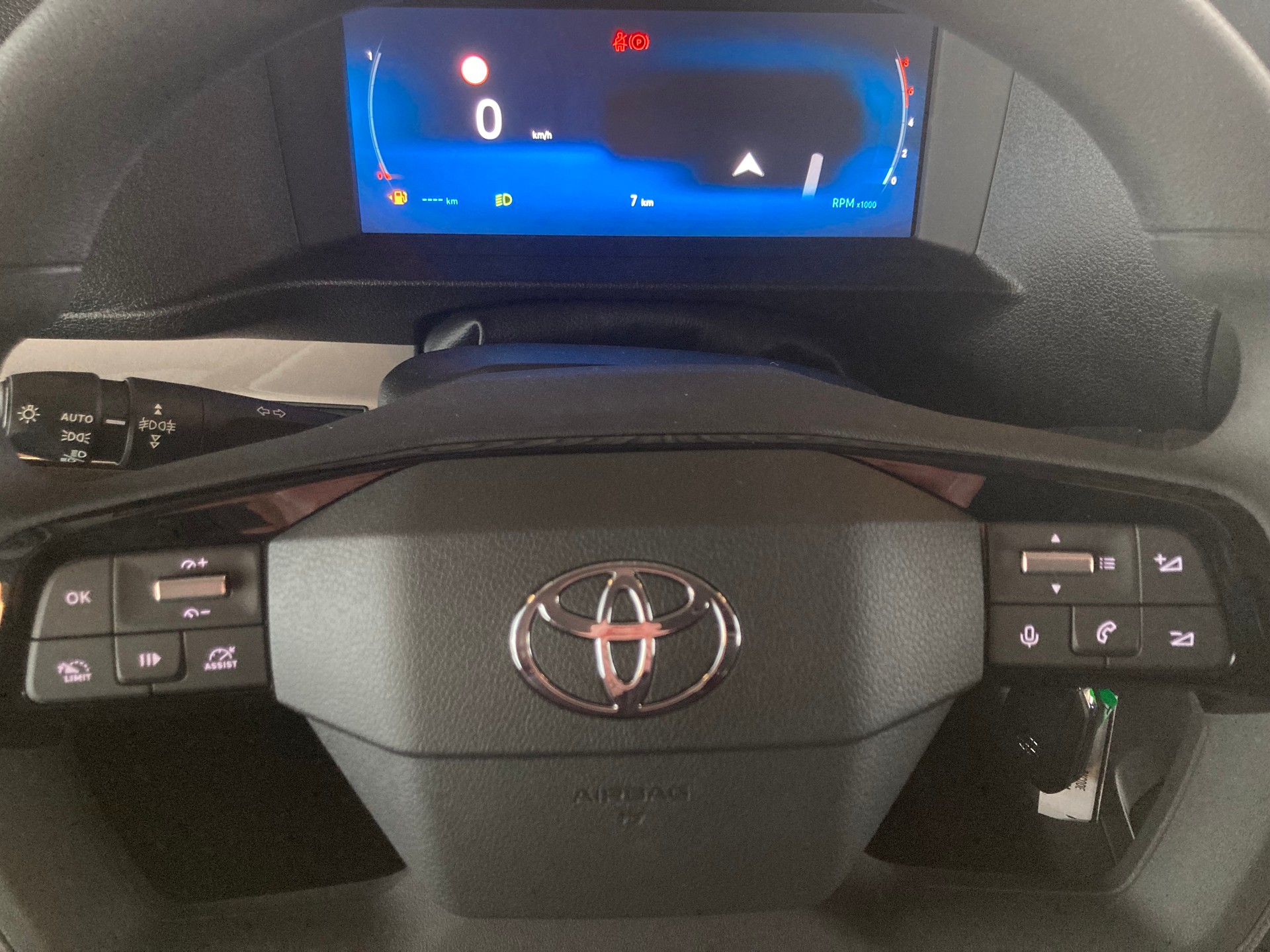 TOYOTA Proace 2.0D Panel Van Medium Advanced-image-12