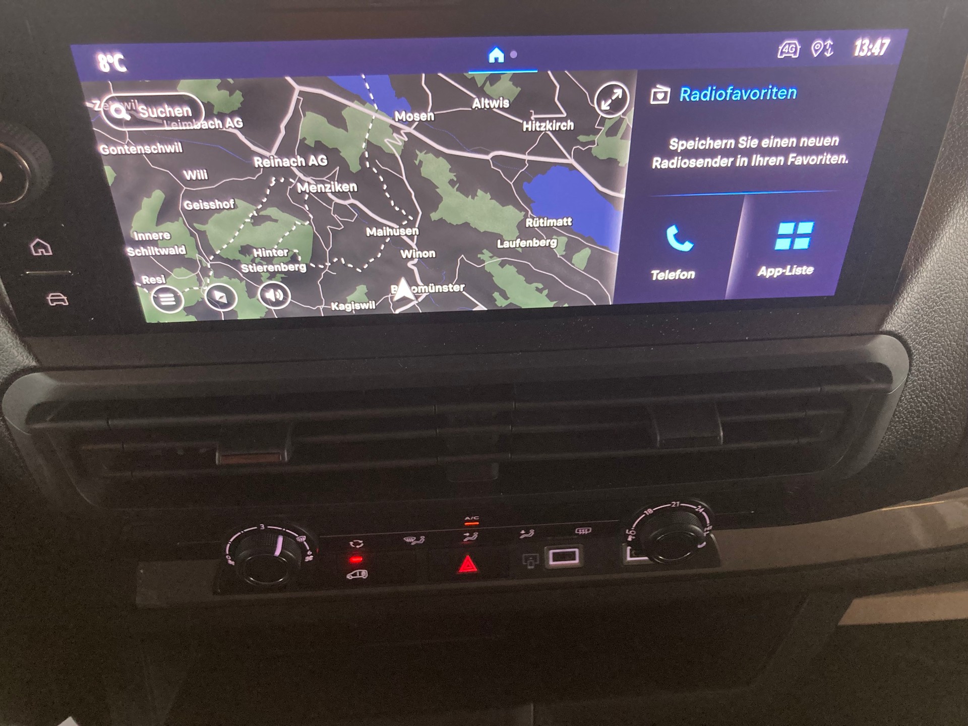 TOYOTA Proace 2.0D Panel Van Medium Advanced-image-11