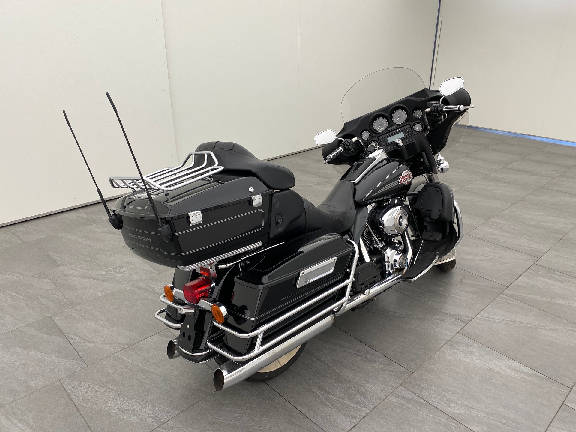 HARLEY-DAVIDSON FLHTCUI Electra Glide Ultra Classic-image-4