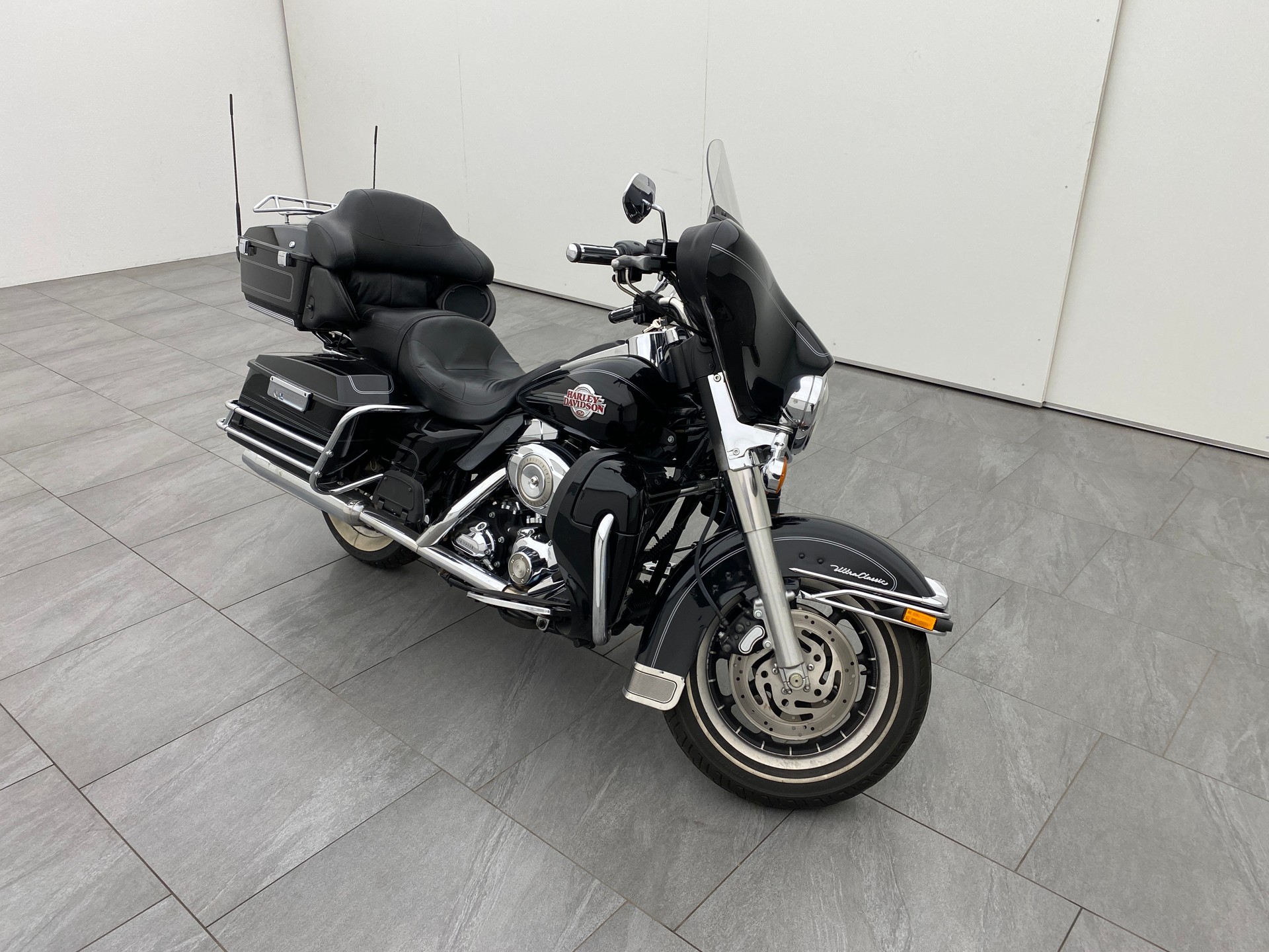 HARLEY-DAVIDSON FLHTCUI Electra Glide Ultra Classic-image-3