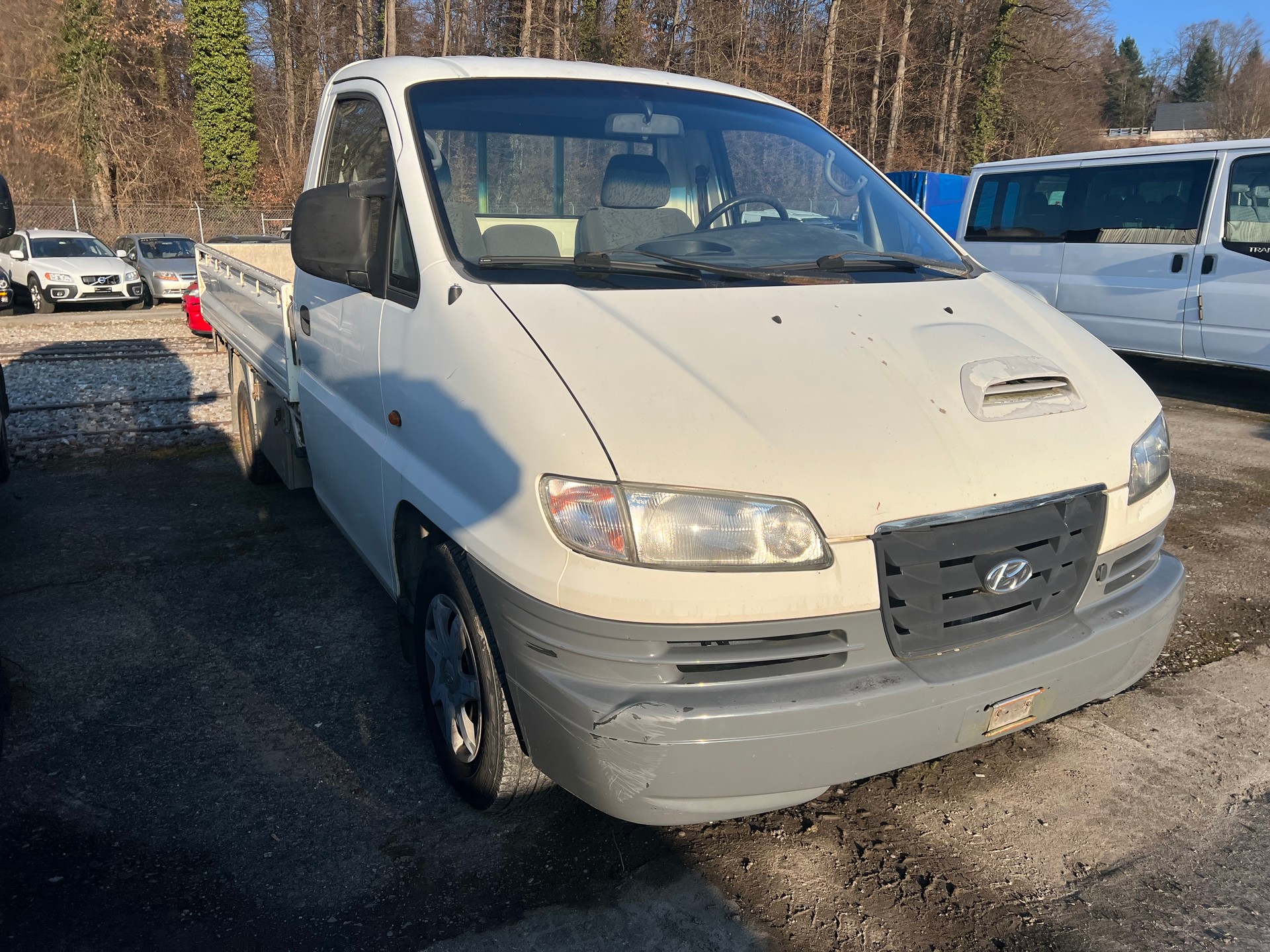 HYUNDAI Camionette-image-1
