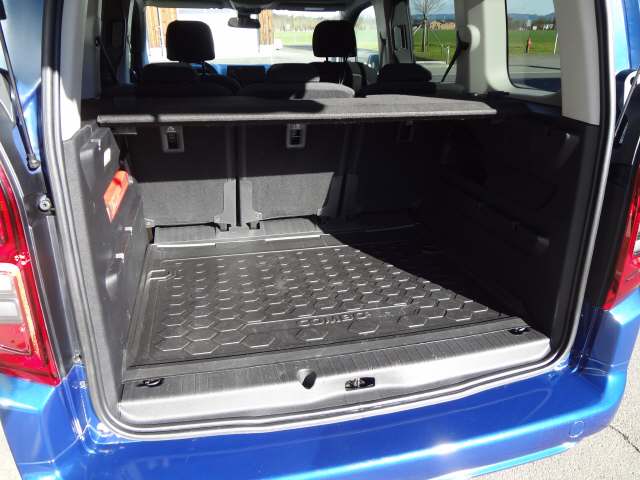 OPEL Combo Life L1 H1 1.2 Enjoy-image-5