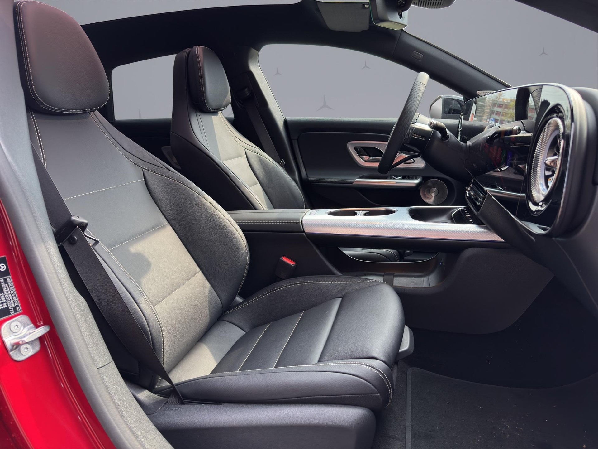 MERCEDES-BENZ CLA 350 4matic Shooting Brake-image-15