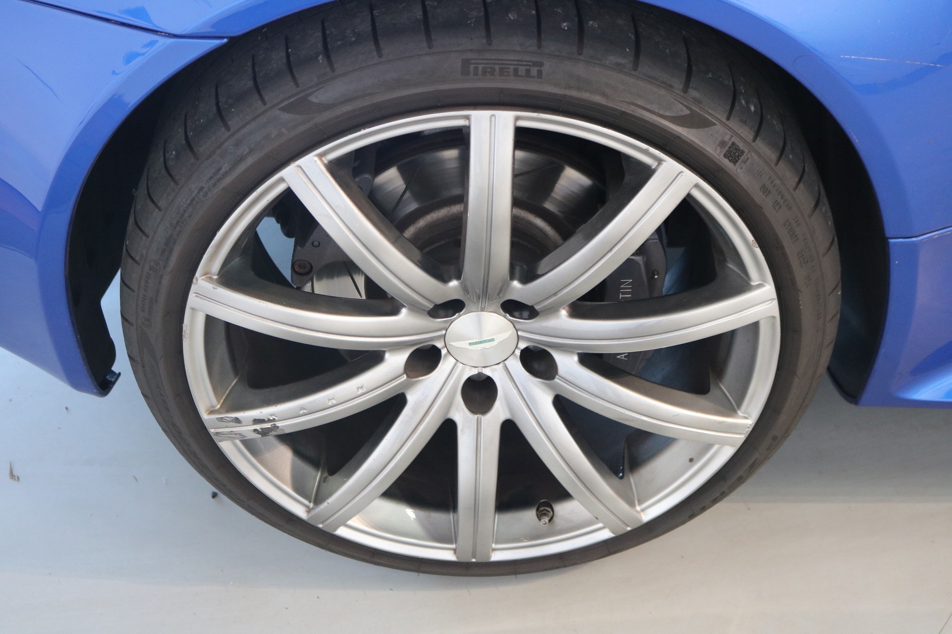 ASTON MARTIN V8 Vantage 4.7 S Sportshift-image-26