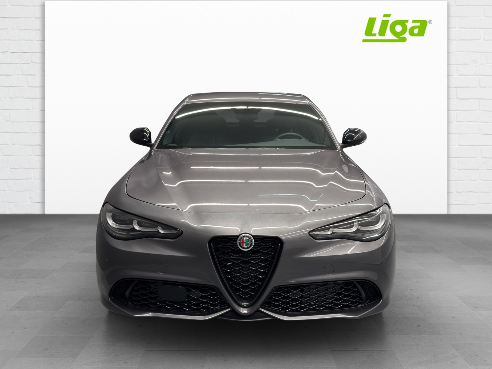 ALFA ROMEO Giulia 2.0 Q4 Veloce-showroom-element-2