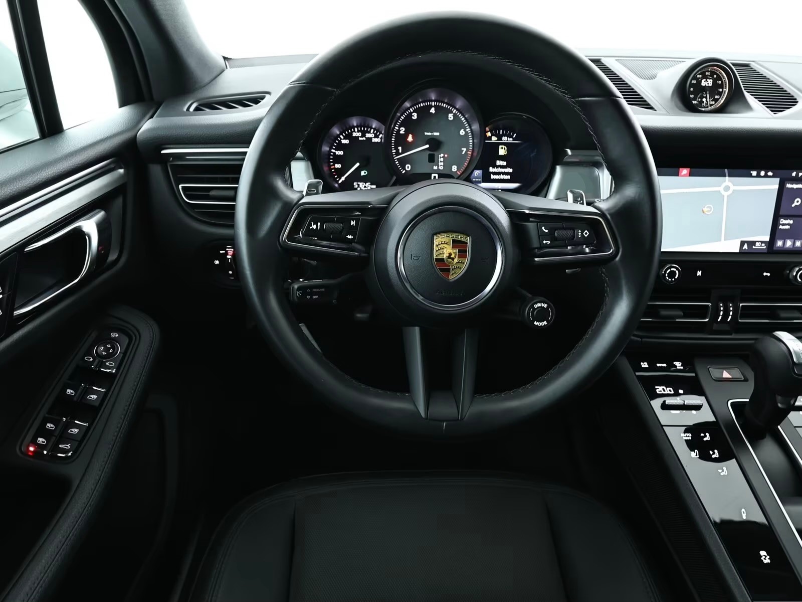 PORSCHE Macan S PDK-image-8