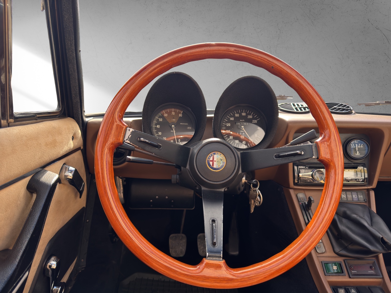 ALFA ROMEO Spider 2.0 (Veloce)-image-6