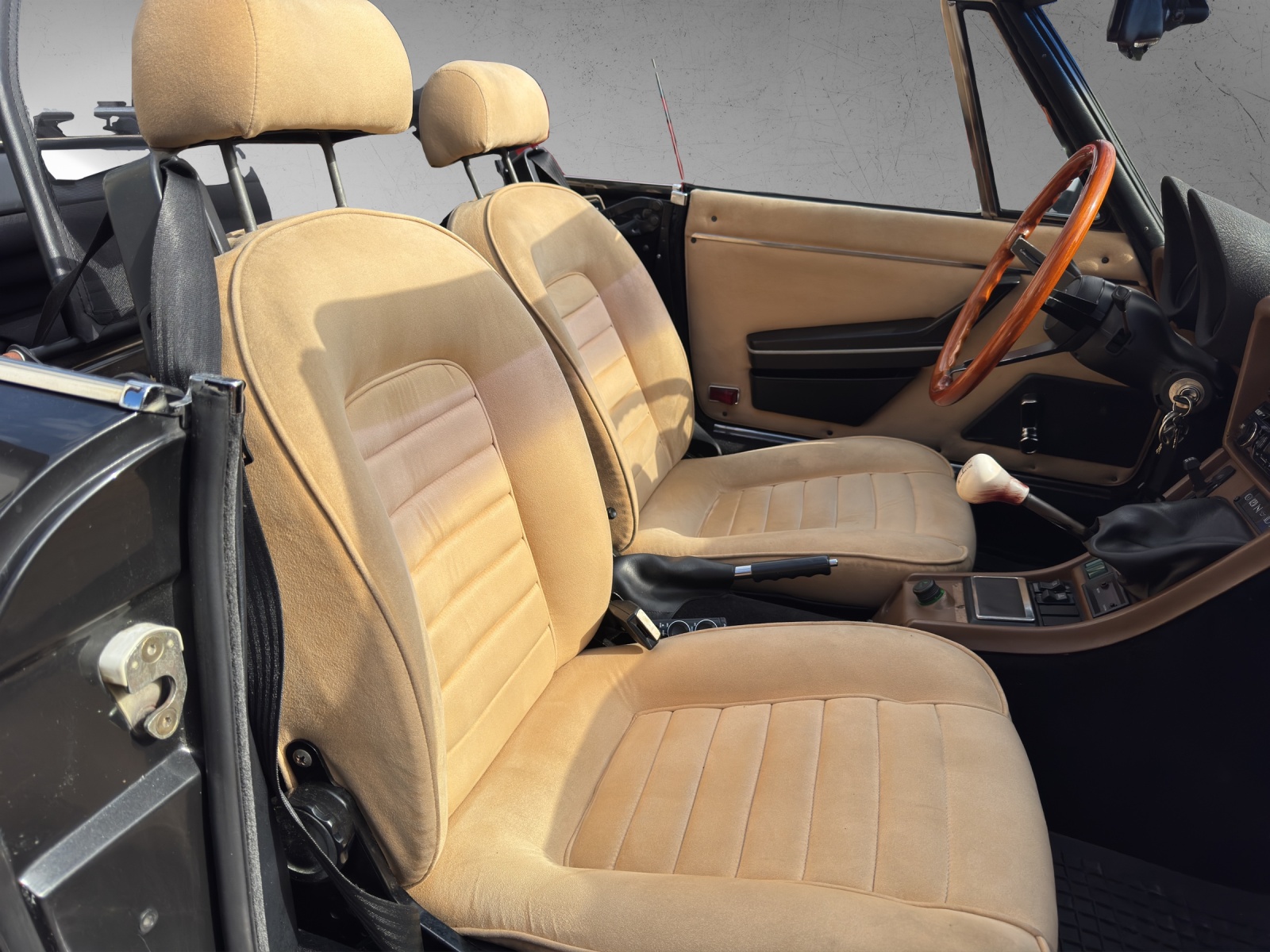 ALFA ROMEO Spider 2.0 (Veloce)-image-10